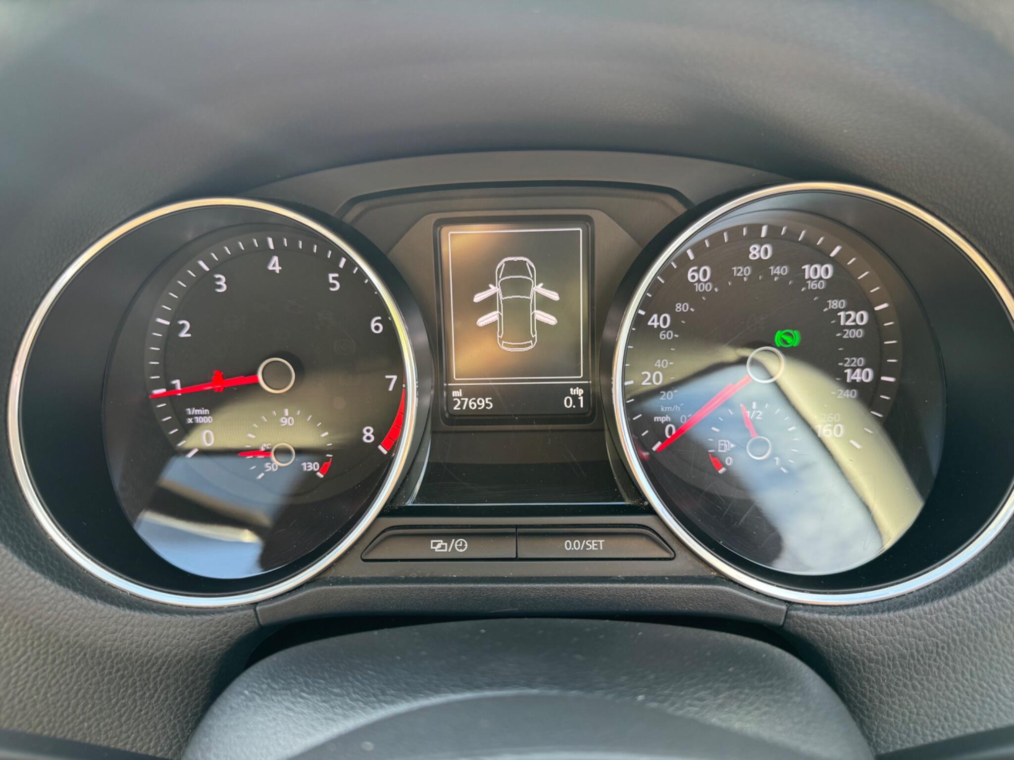Volkswagen Polo view 32
