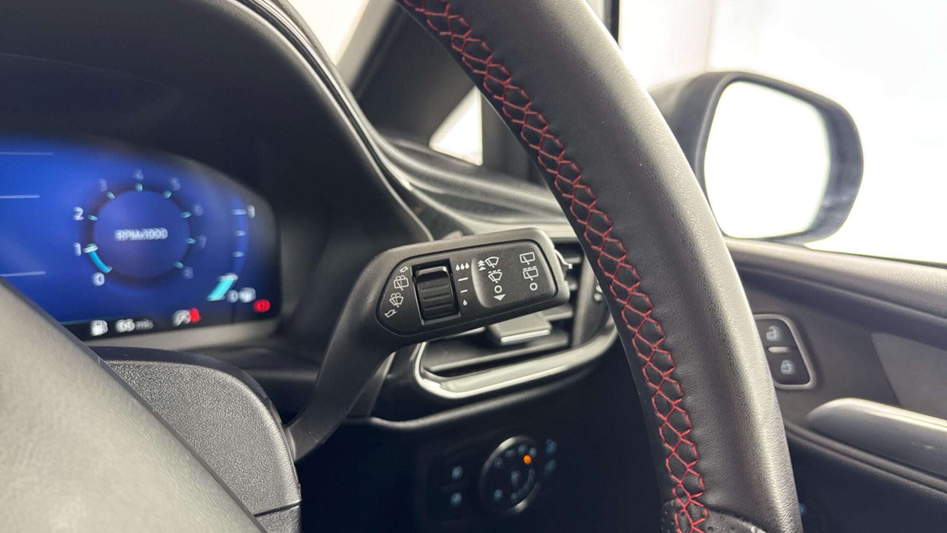 Ford Fiesta view 42