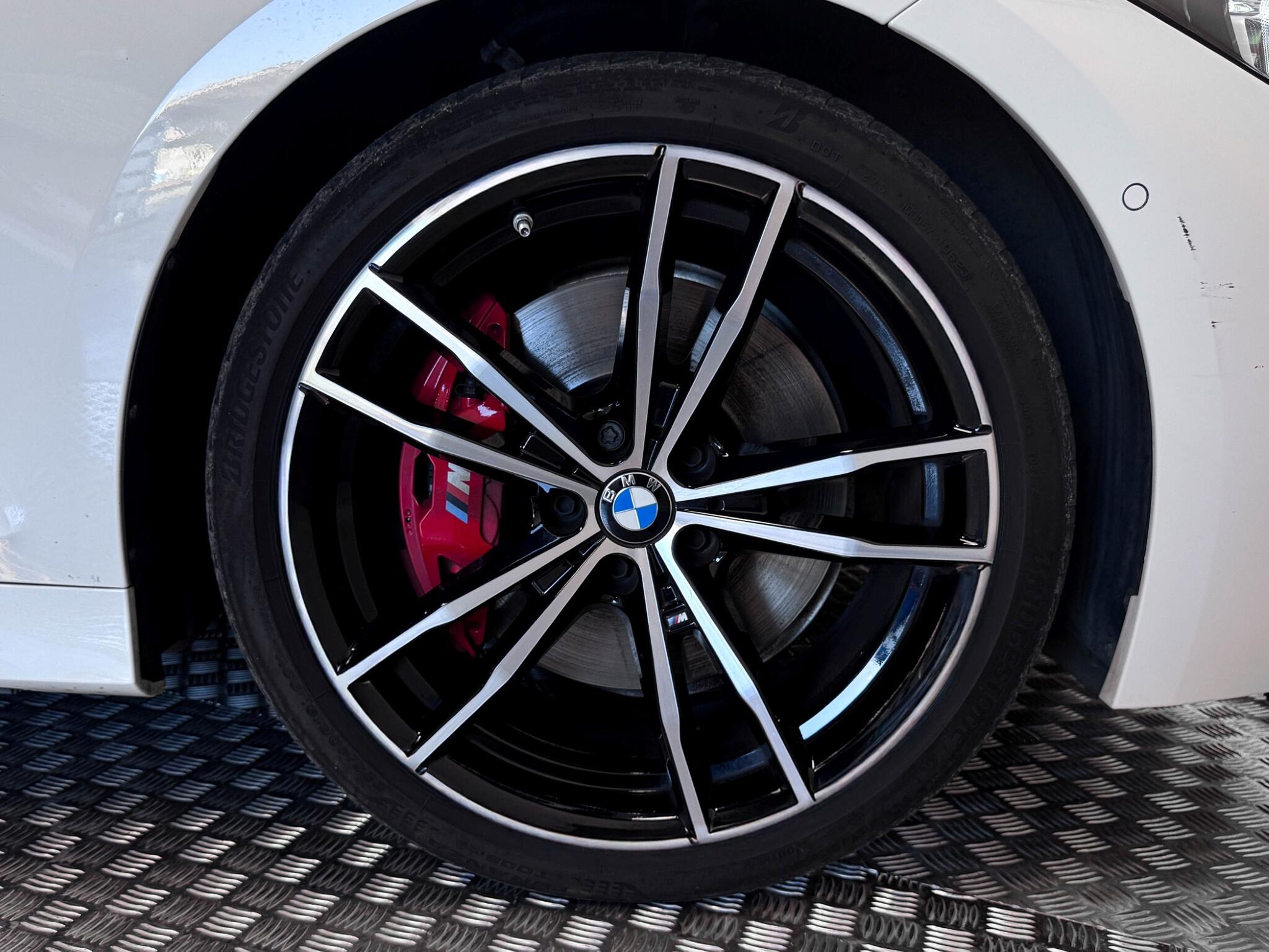 BMW 3 Series view 68