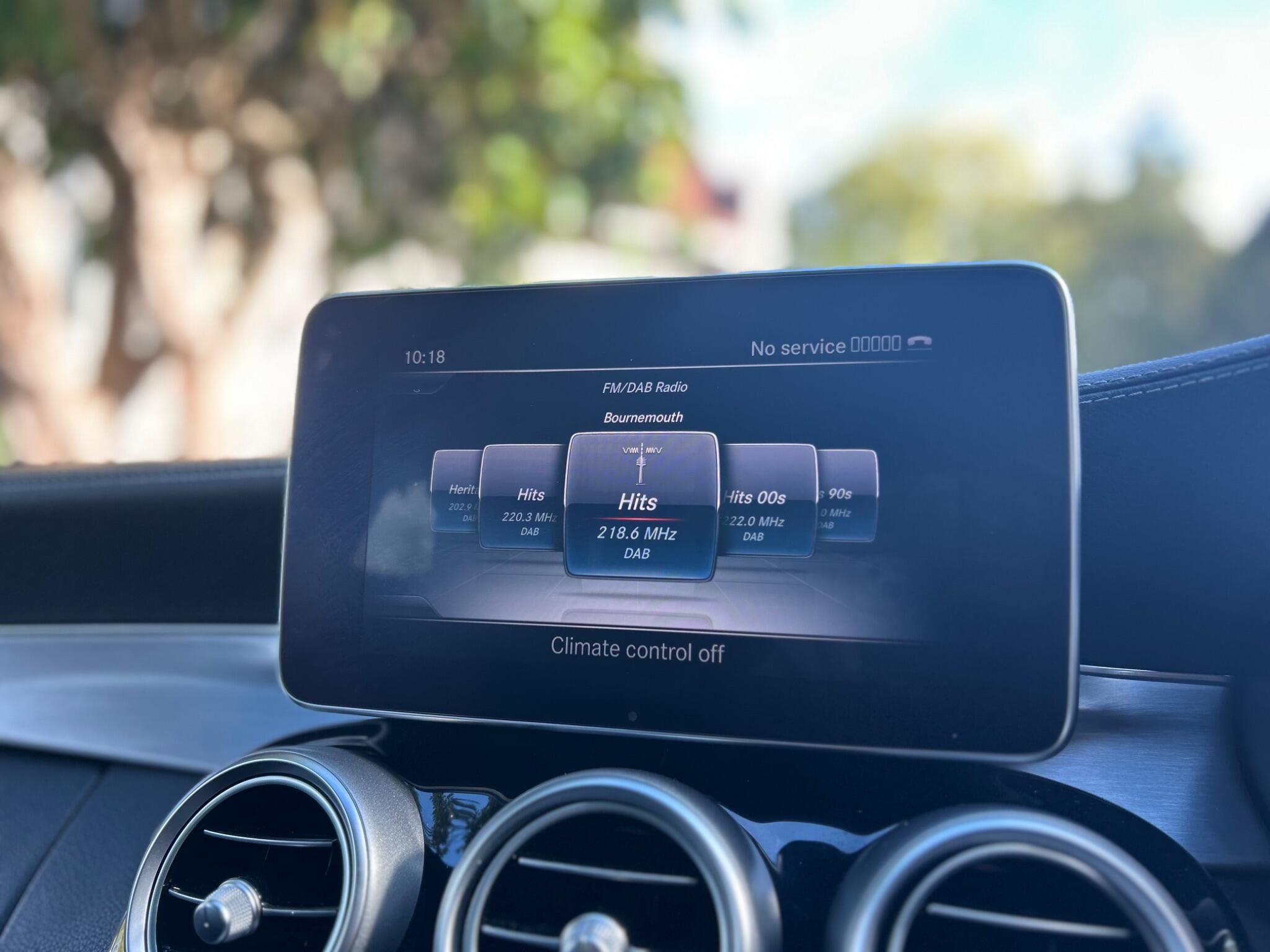 Mercedes-Benz C-Class view 31