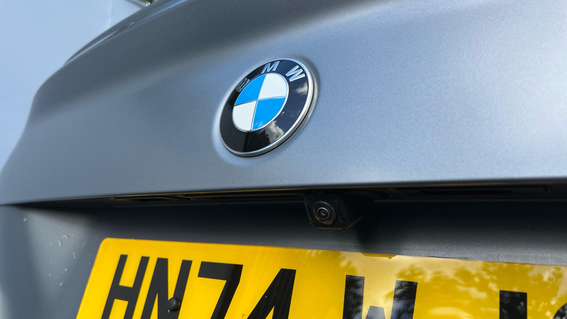 BMW M2 view 30