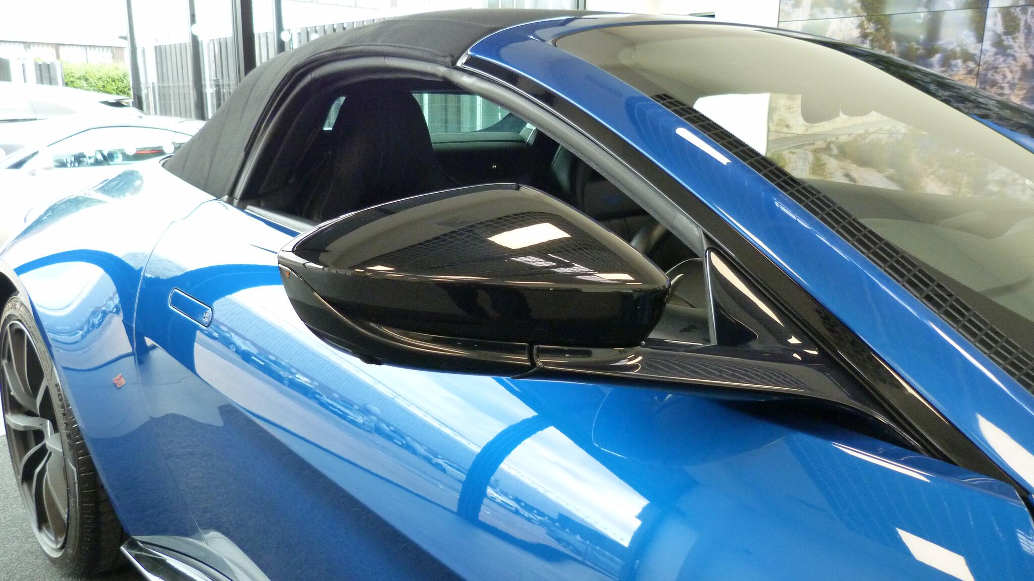 Aston Martin Vantage view 39