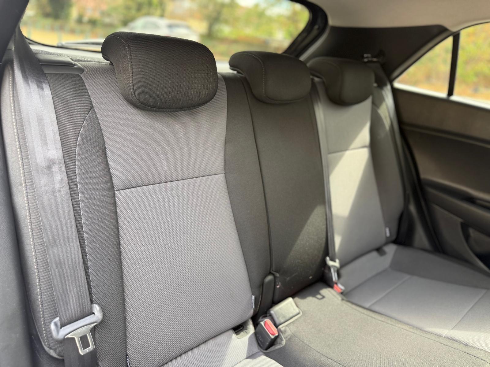 Hyundai i20 view 33