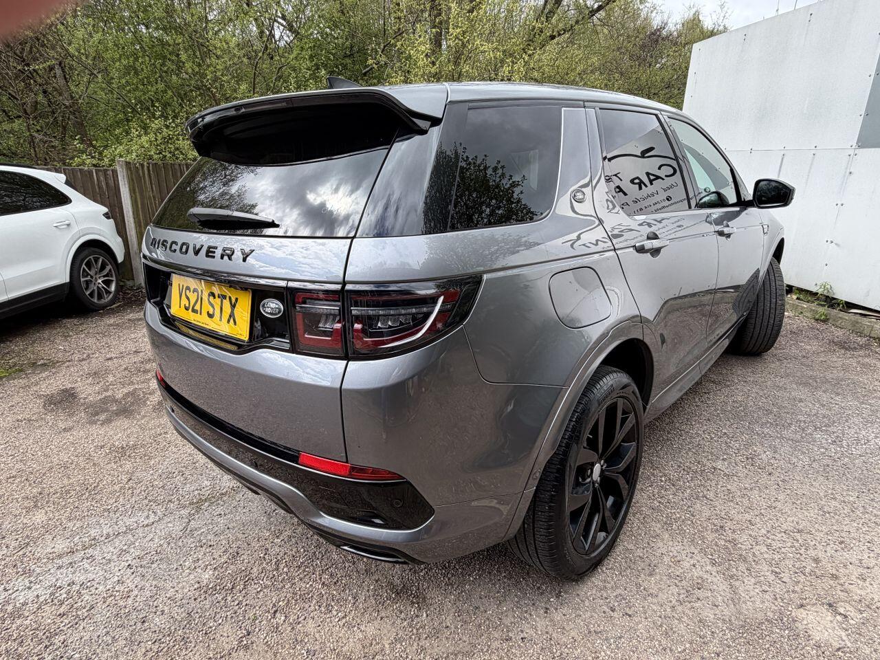 Land Rover Discovery Sport view 34