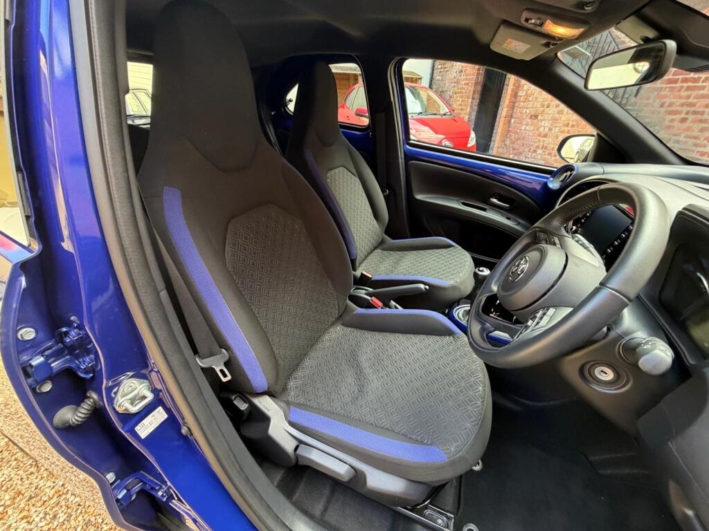 Toyota Aygo X view 18
