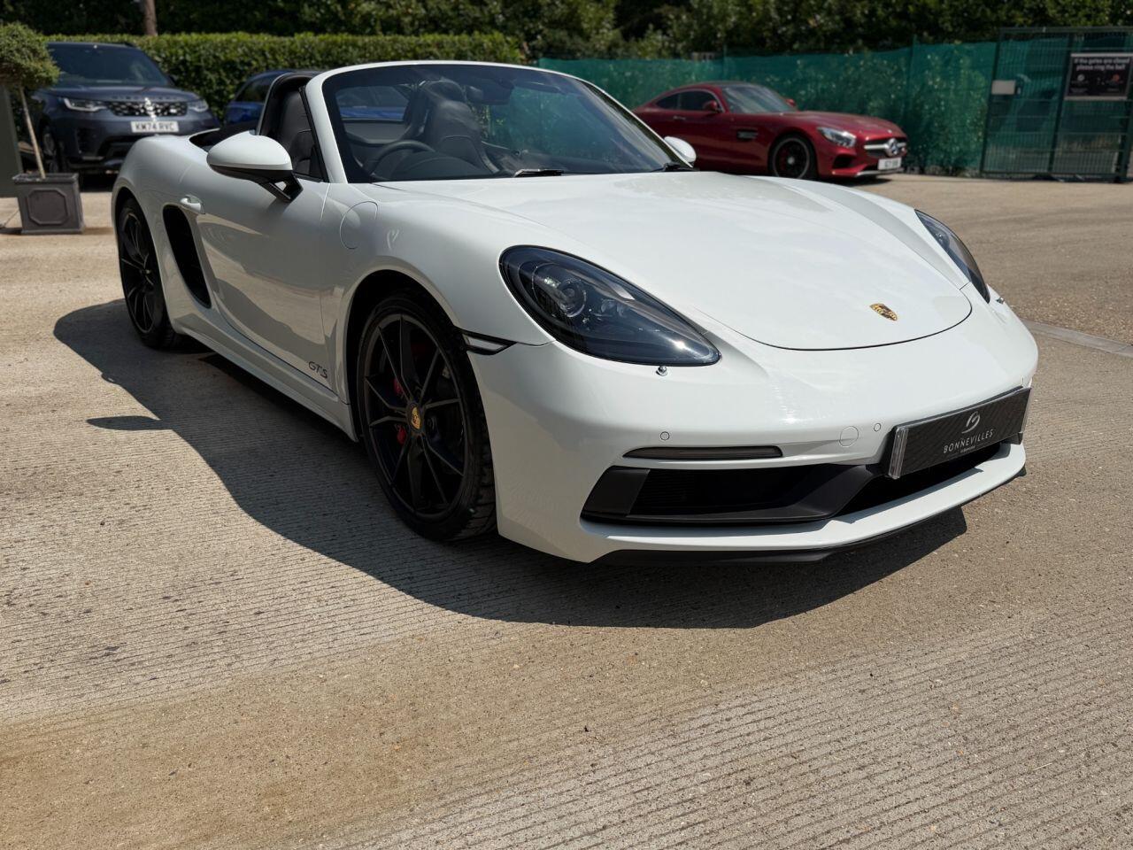 Porsche 718 Boxster view 10