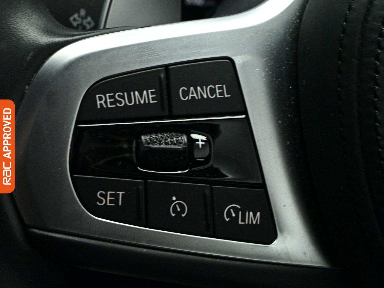 BMW 3 Series view 20