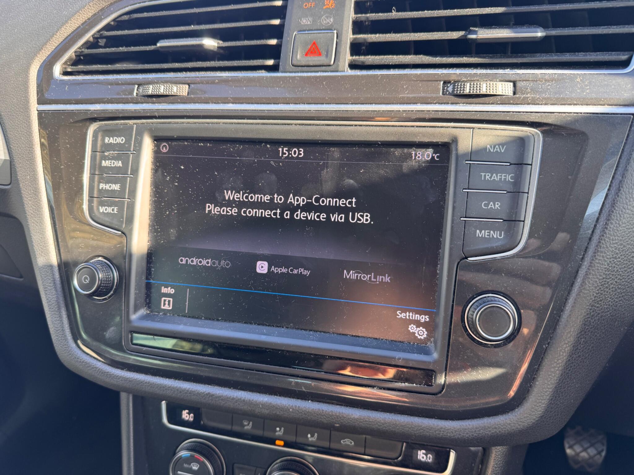 Volkswagen Tiguan view 15