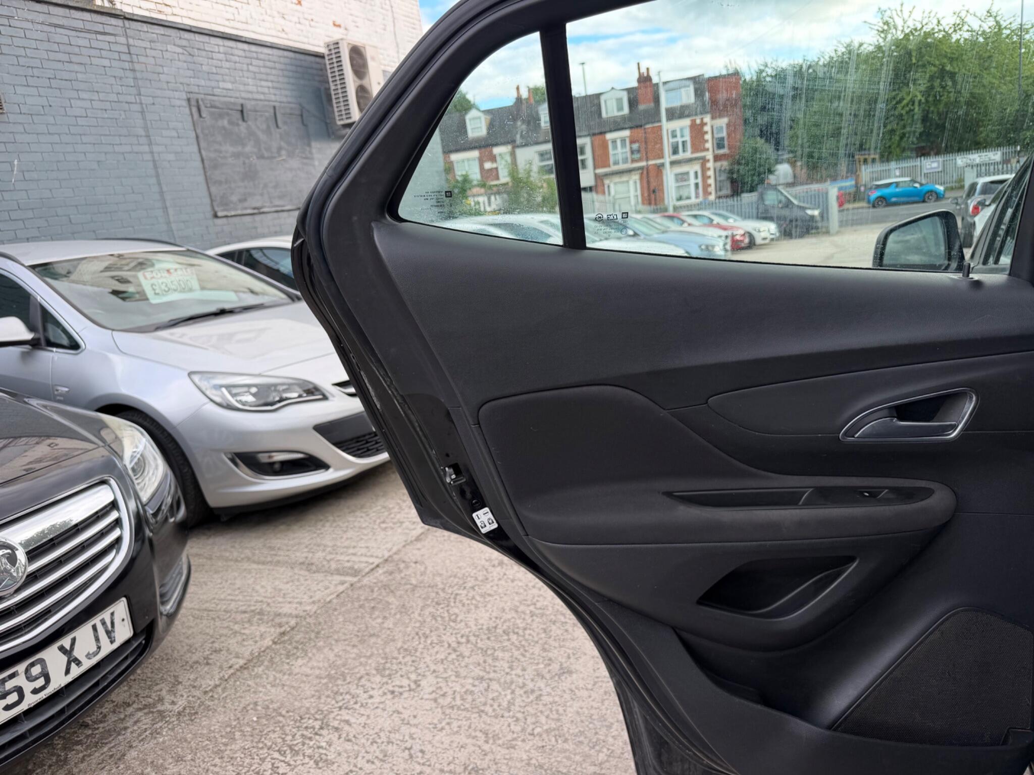 Vauxhall Mokka view 25