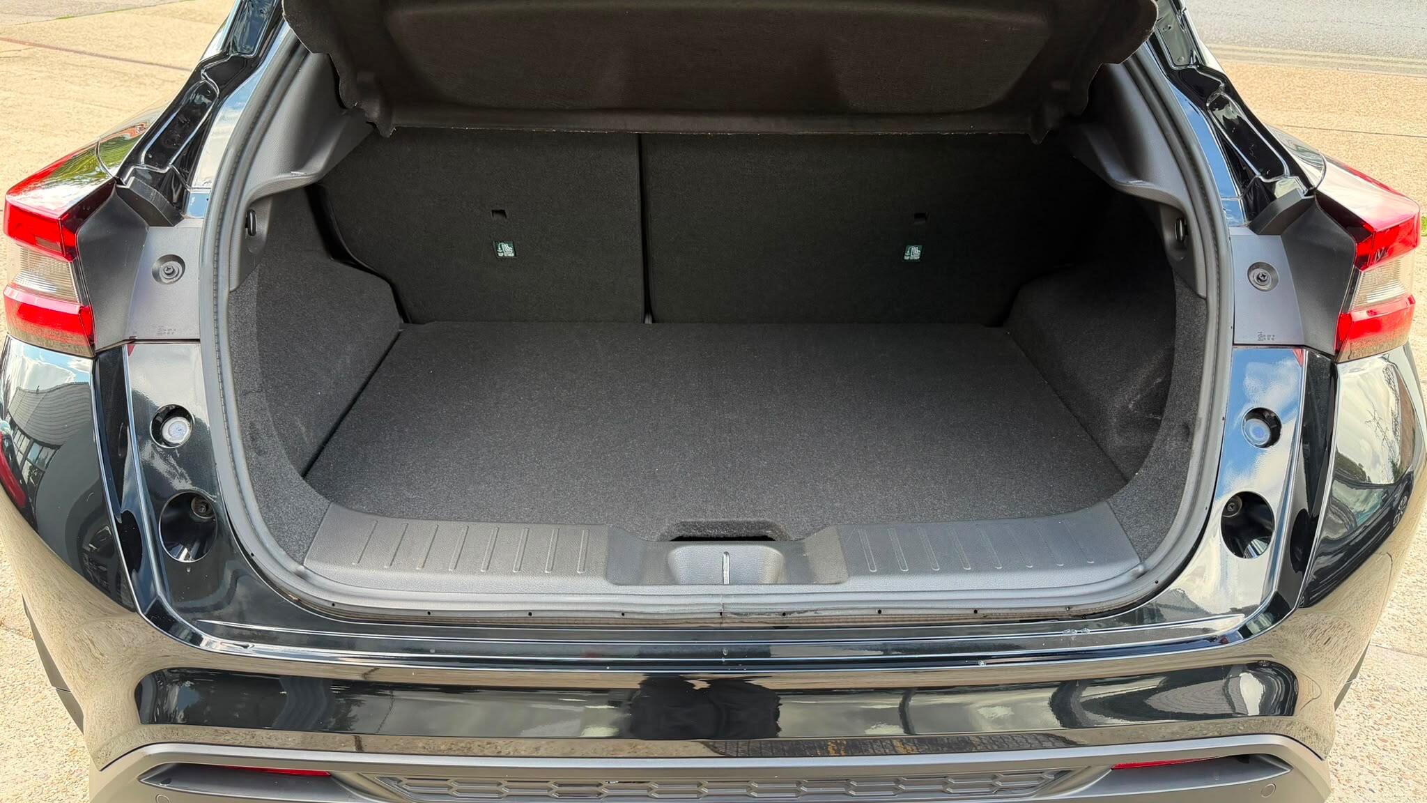 Nissan Juke view 28