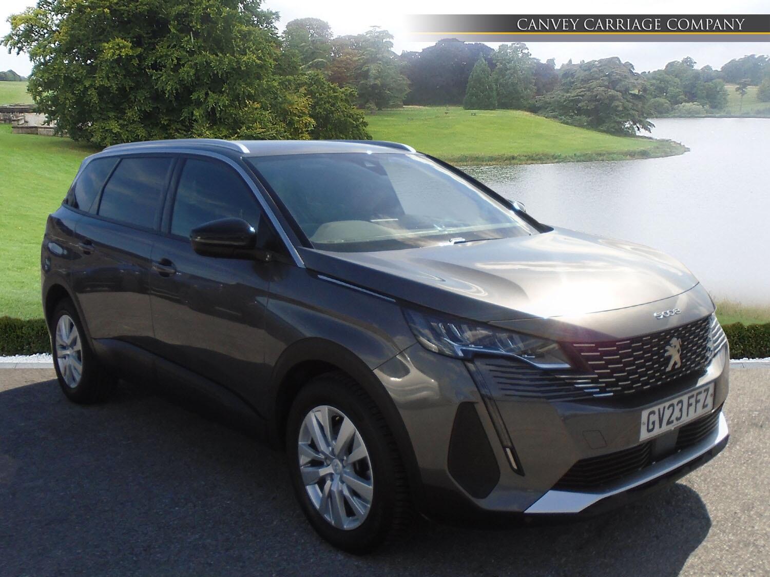 Peugeot 5008 main image