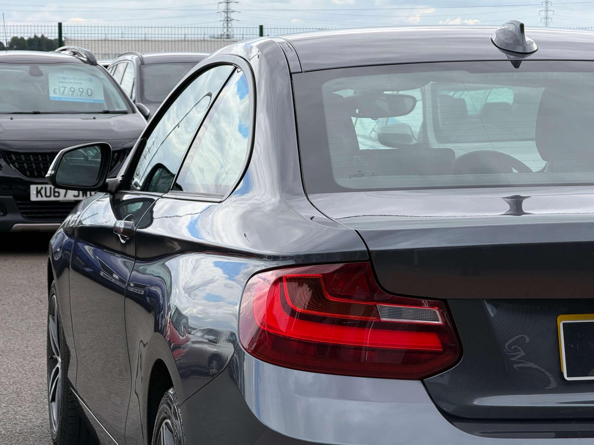 BMW 2 Series view 27