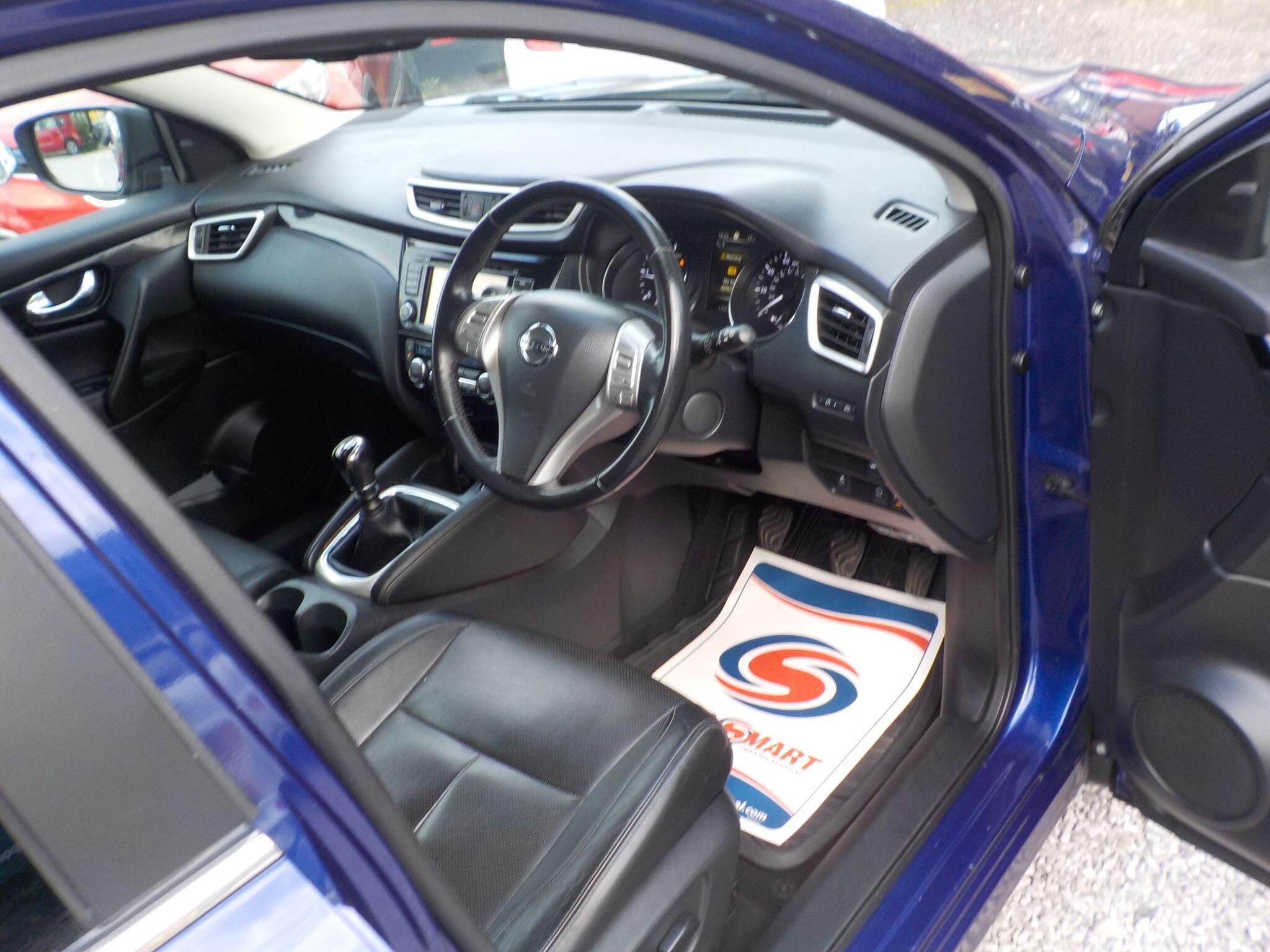 Nissan Qashqai 1.6 dCi Tekna 2WD Euro 6 (s/s) 5dr