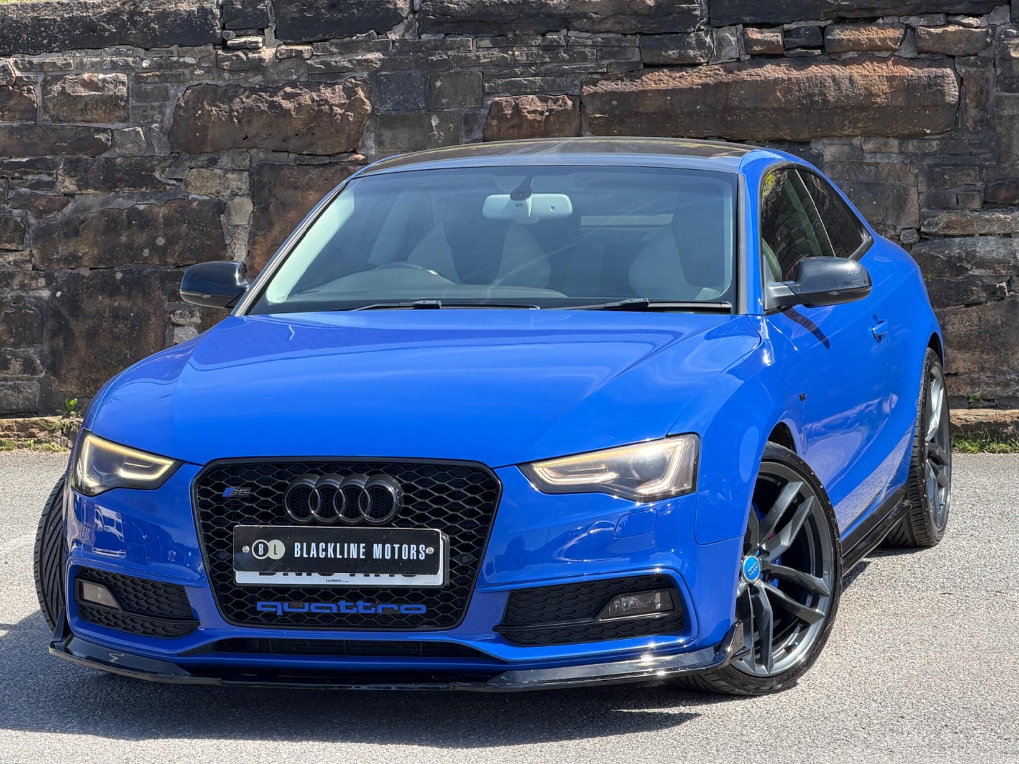 Audi S5 view 3