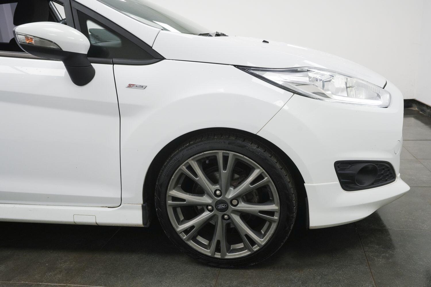 Ford Fiesta view 4