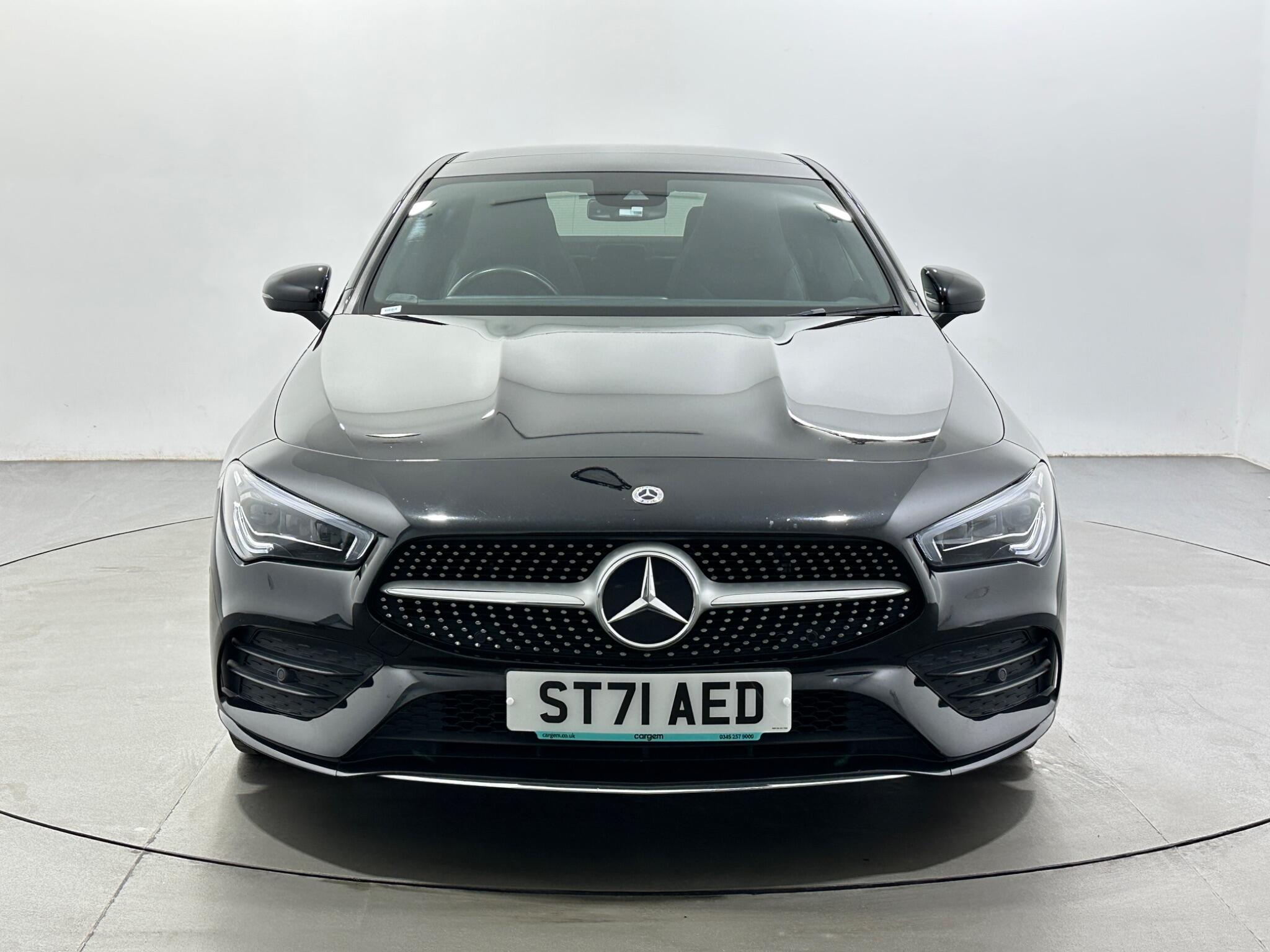 Mercedes-Benz Cla view 3