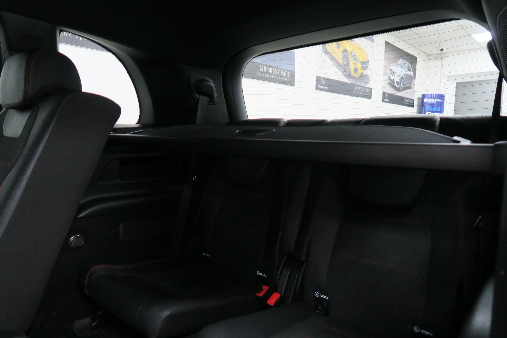 Mercedes-Benz Eqb view 12