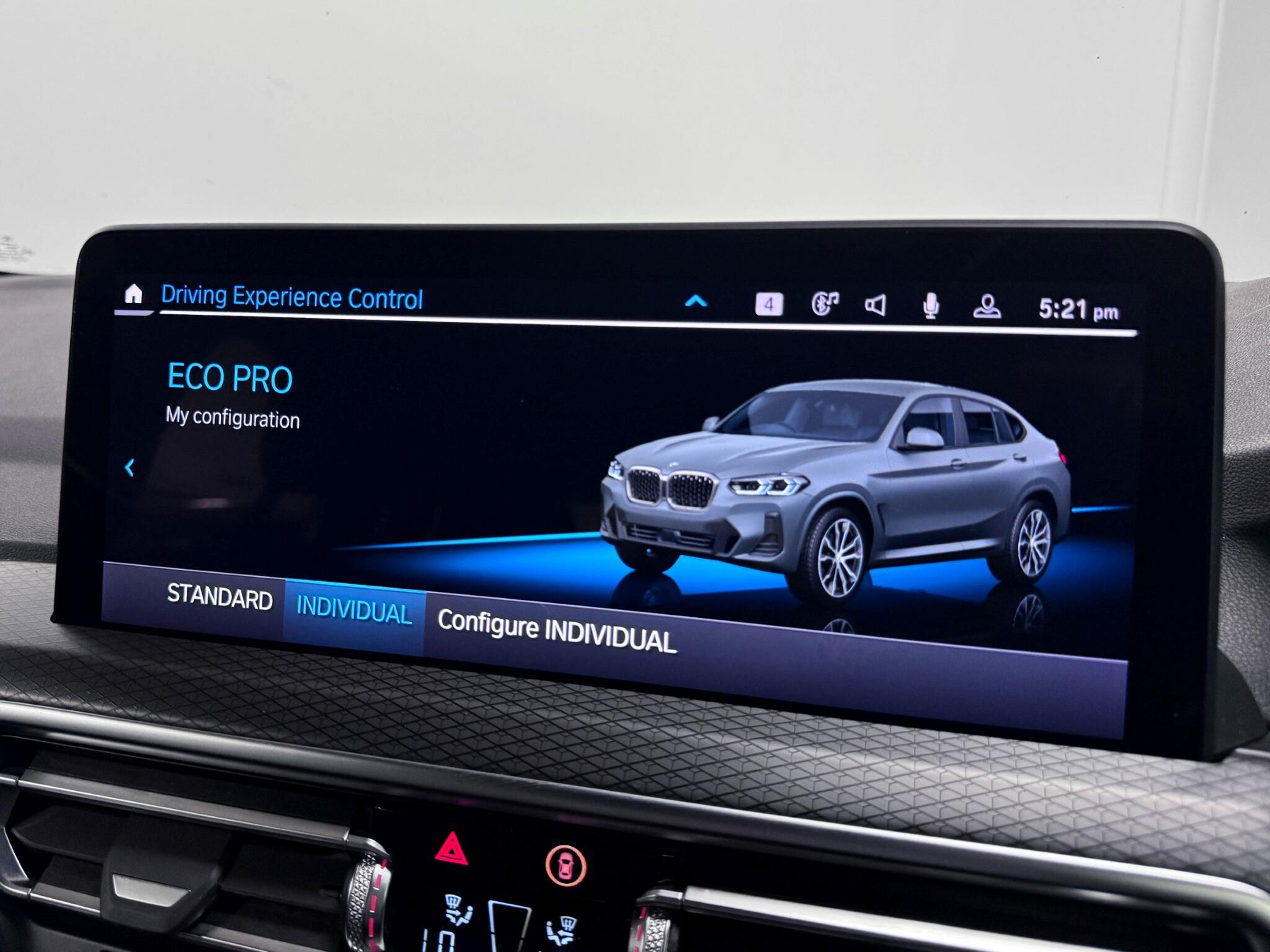 BMW X4 view 61