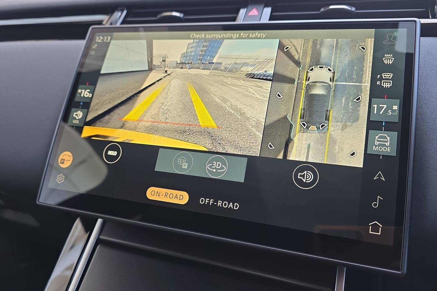 Land Rover Range Rover Velar view 12