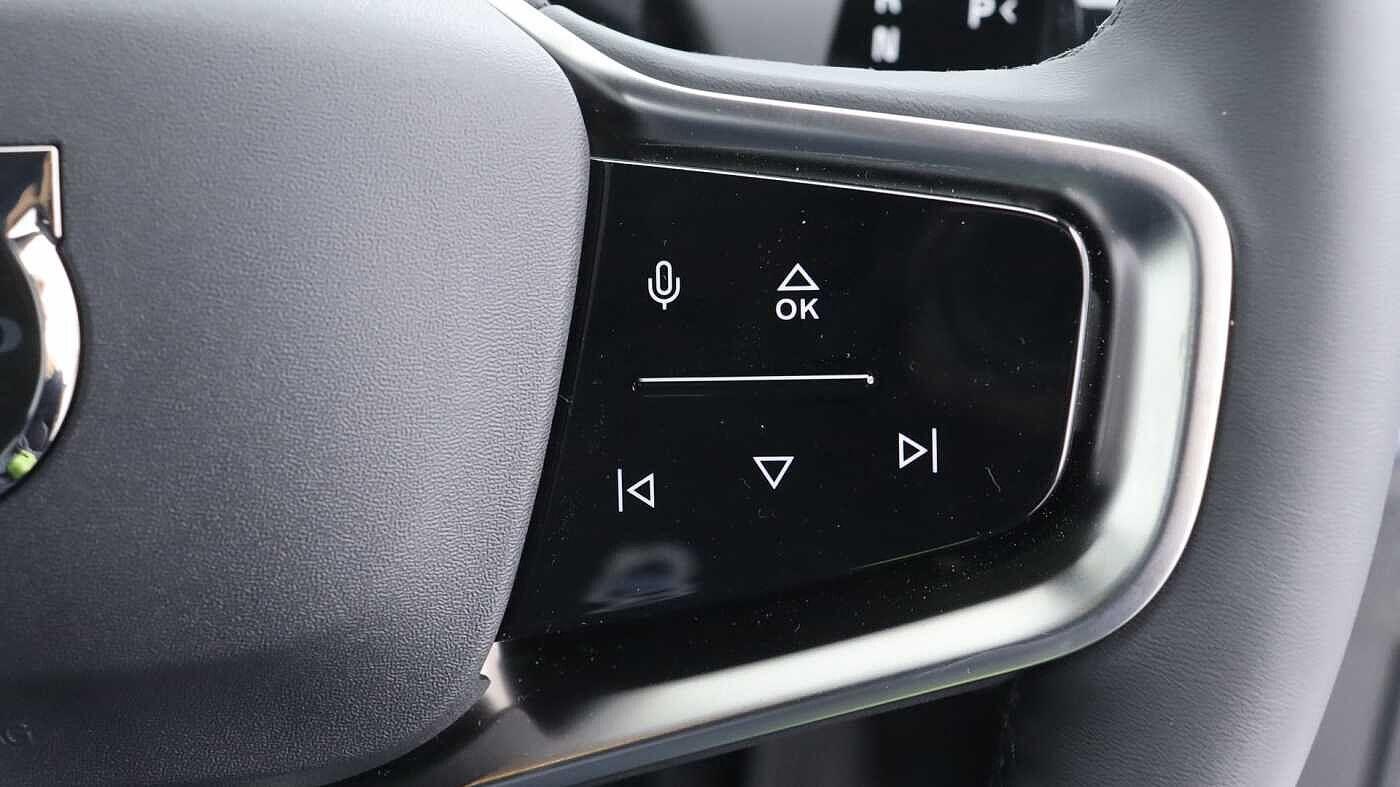 Volvo Ex30 view 19