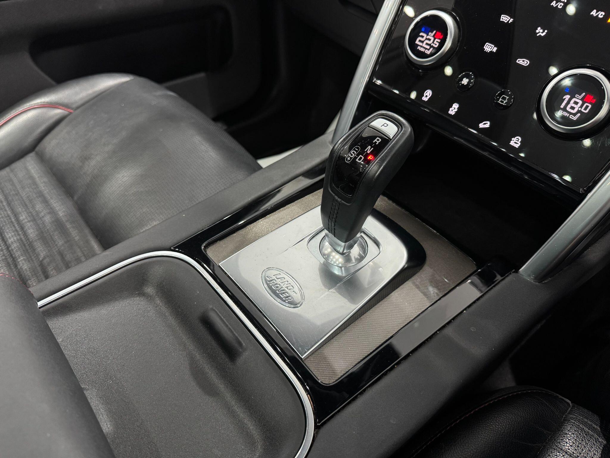 Land Rover Discovery Sport view 44