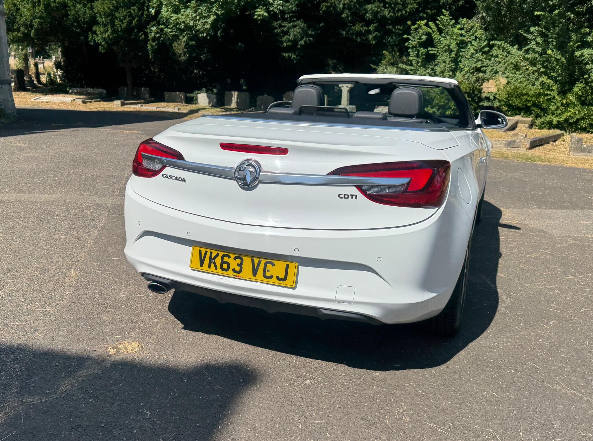 Vauxhall Cascada view 19