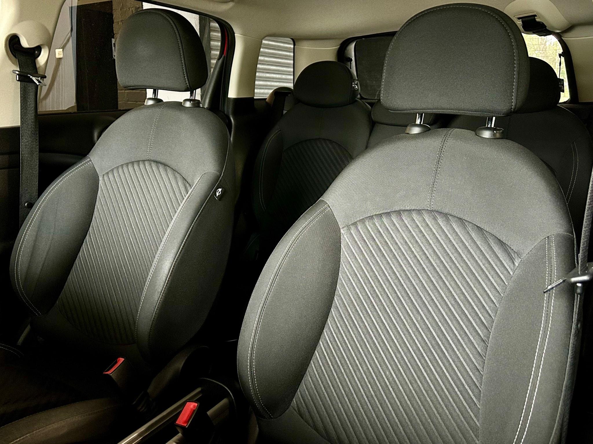 MINI Countryman view 31