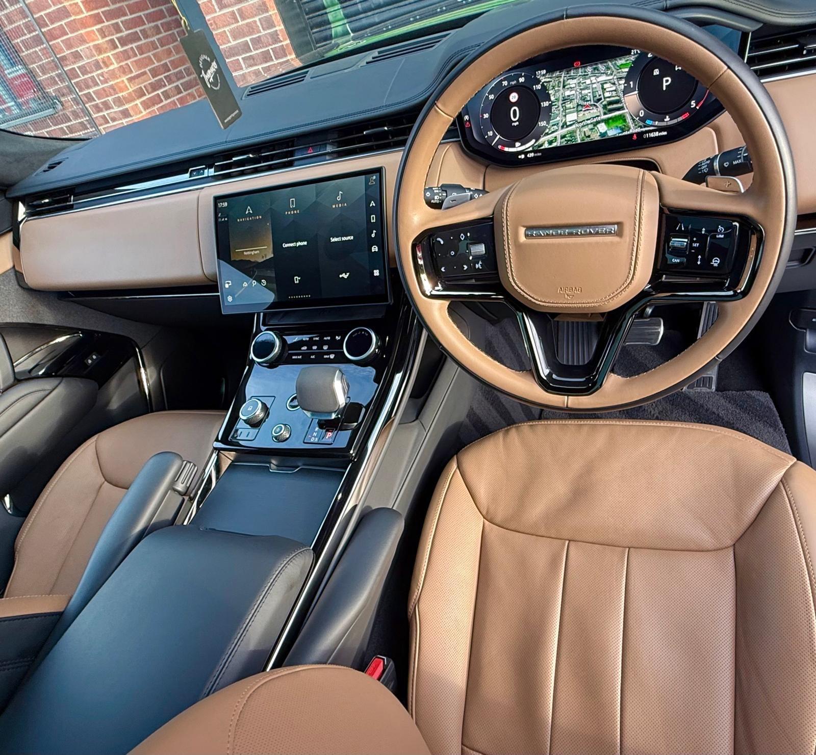 Land Rover Range Rover Sport view 11