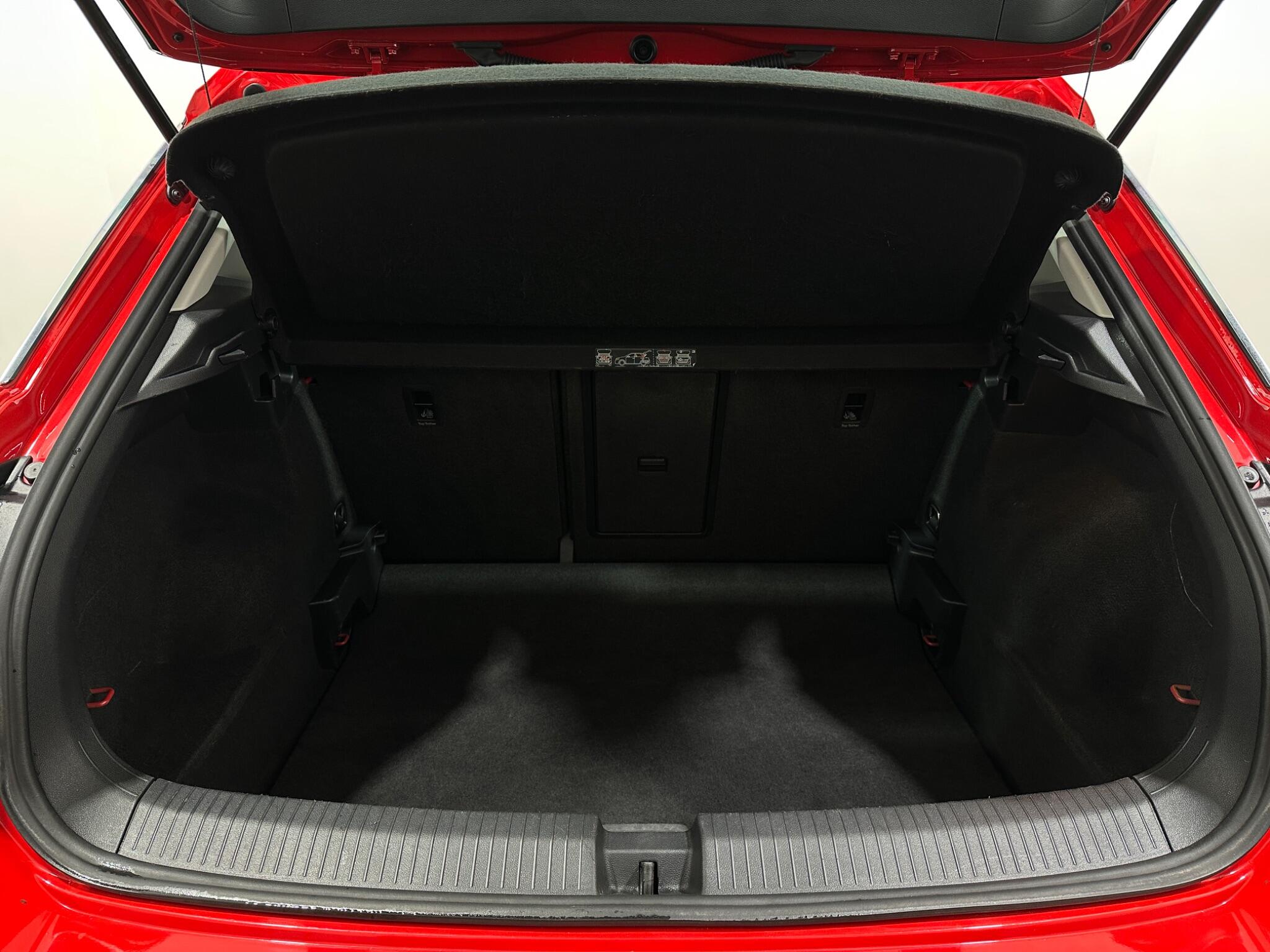 Volkswagen T-Roc view 45