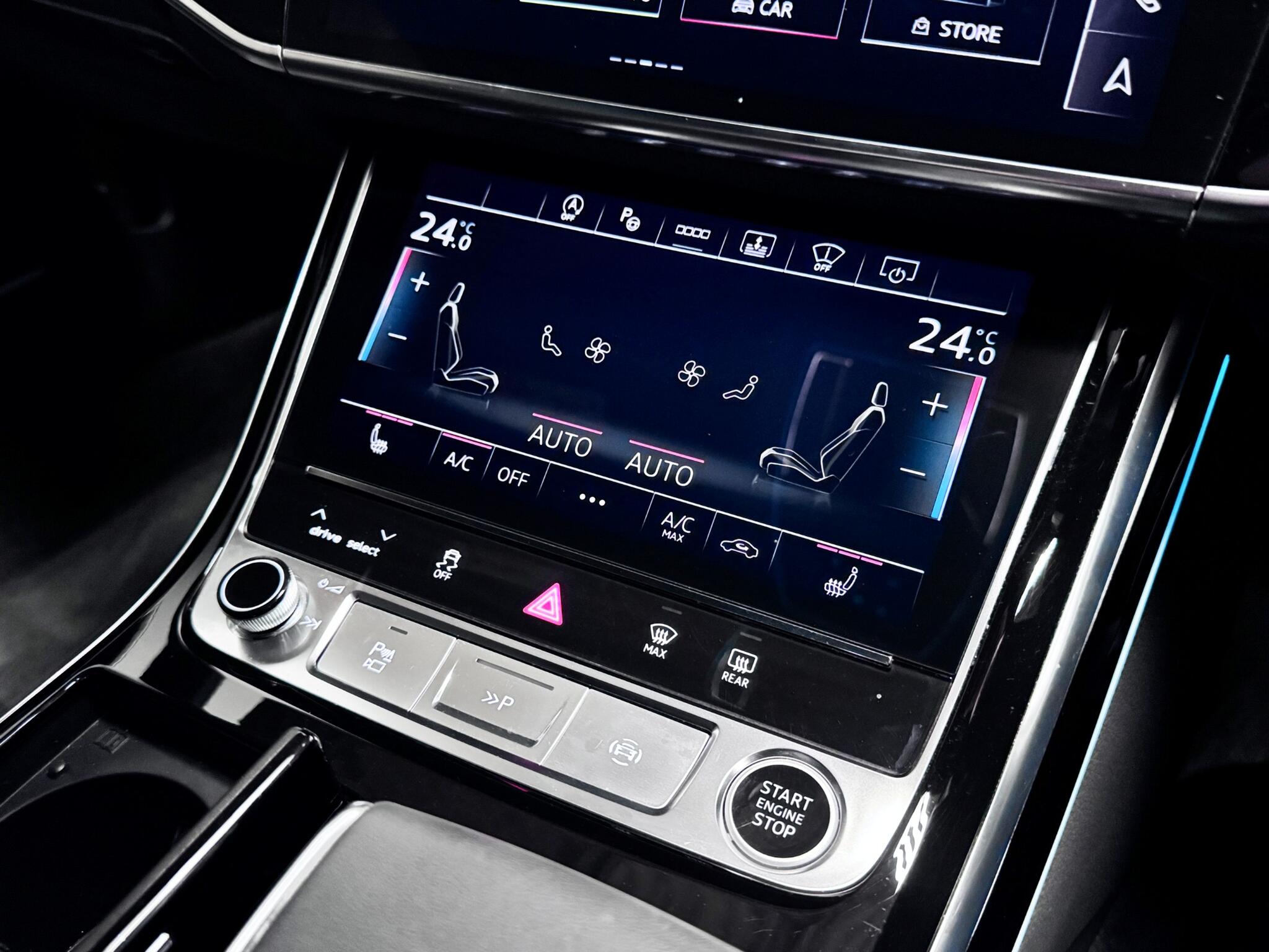 Audi A8 view 33