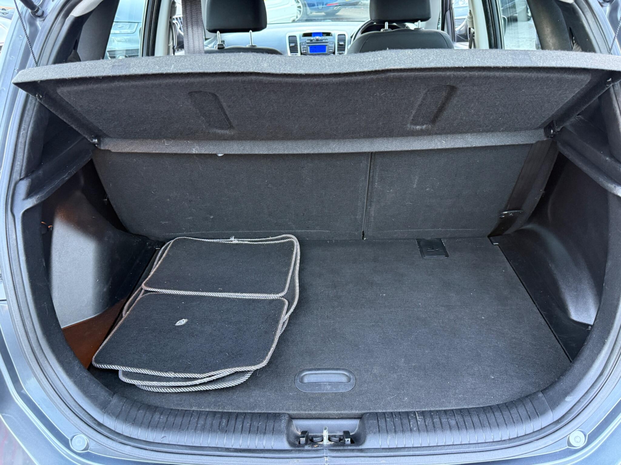 Hyundai ix20 - Image 38
