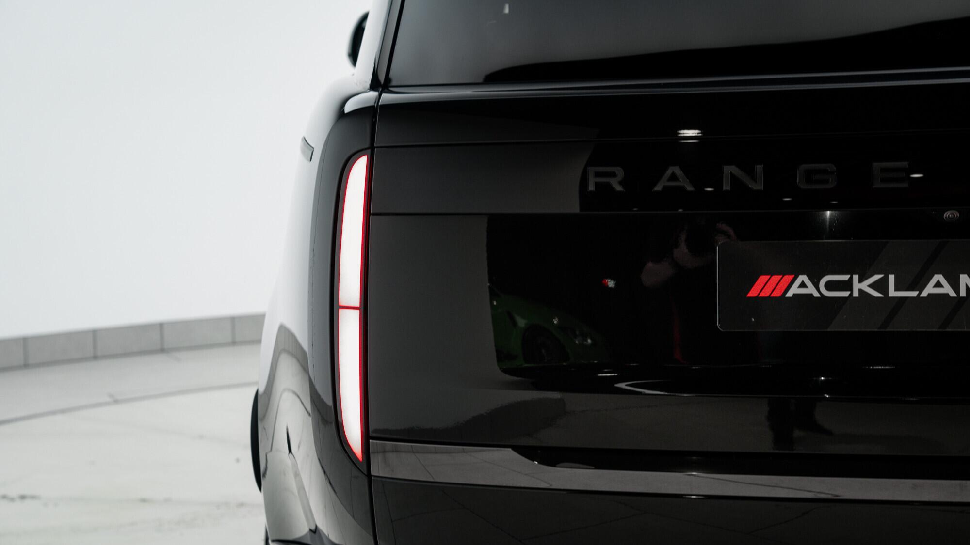 Land Rover Range Rover view 15