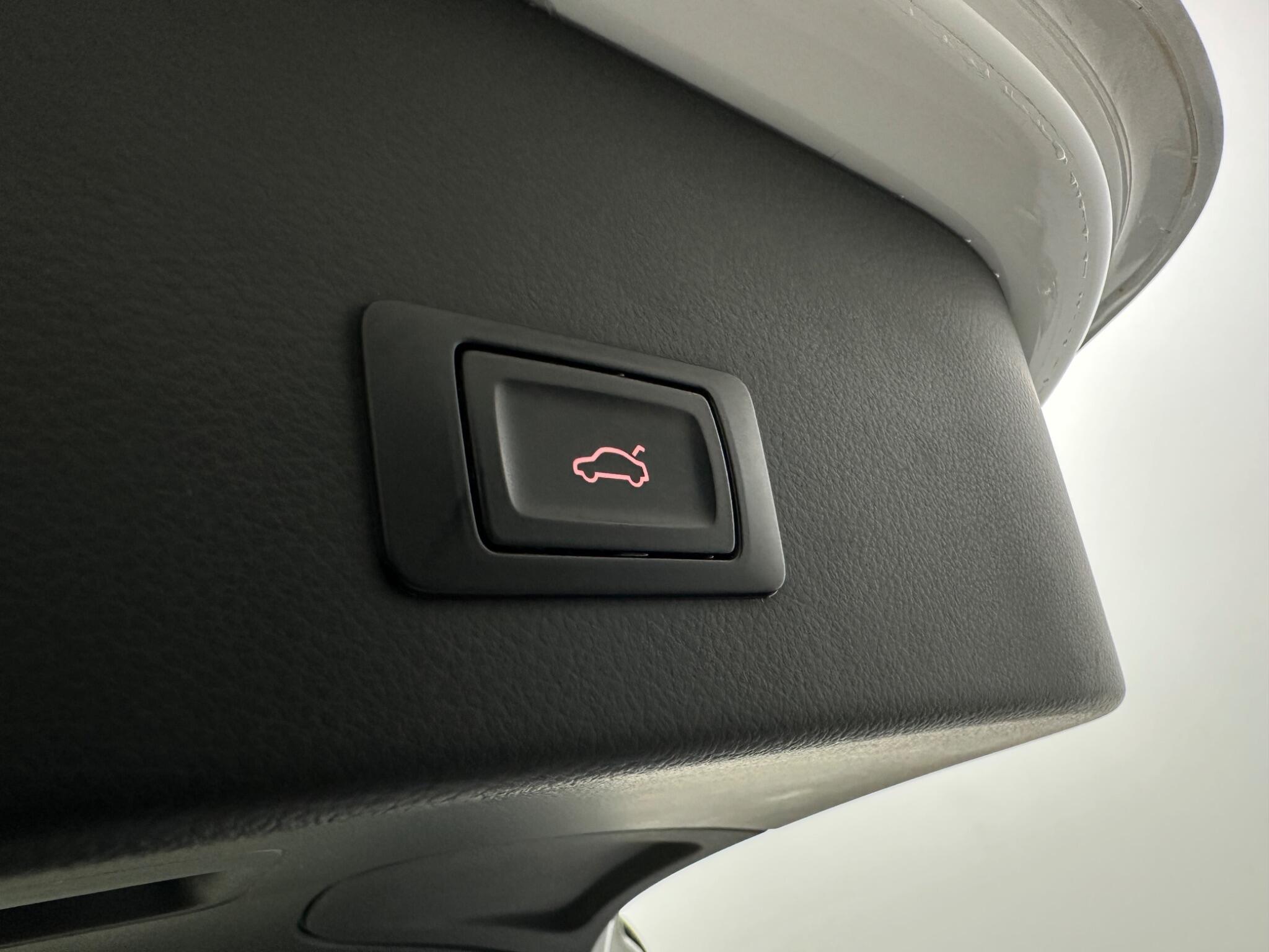 Audi A6 view 48