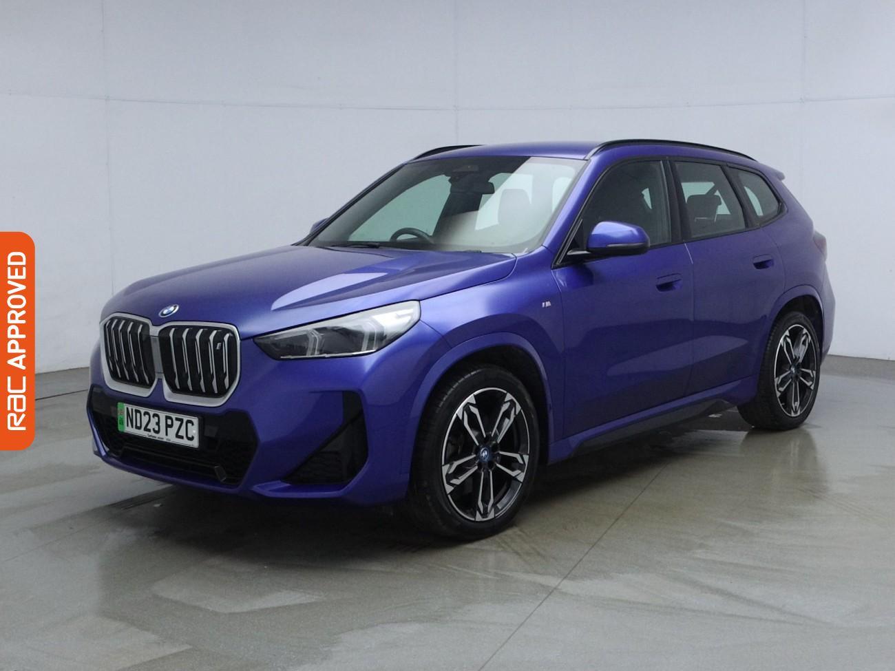 BMW iX1 view 33