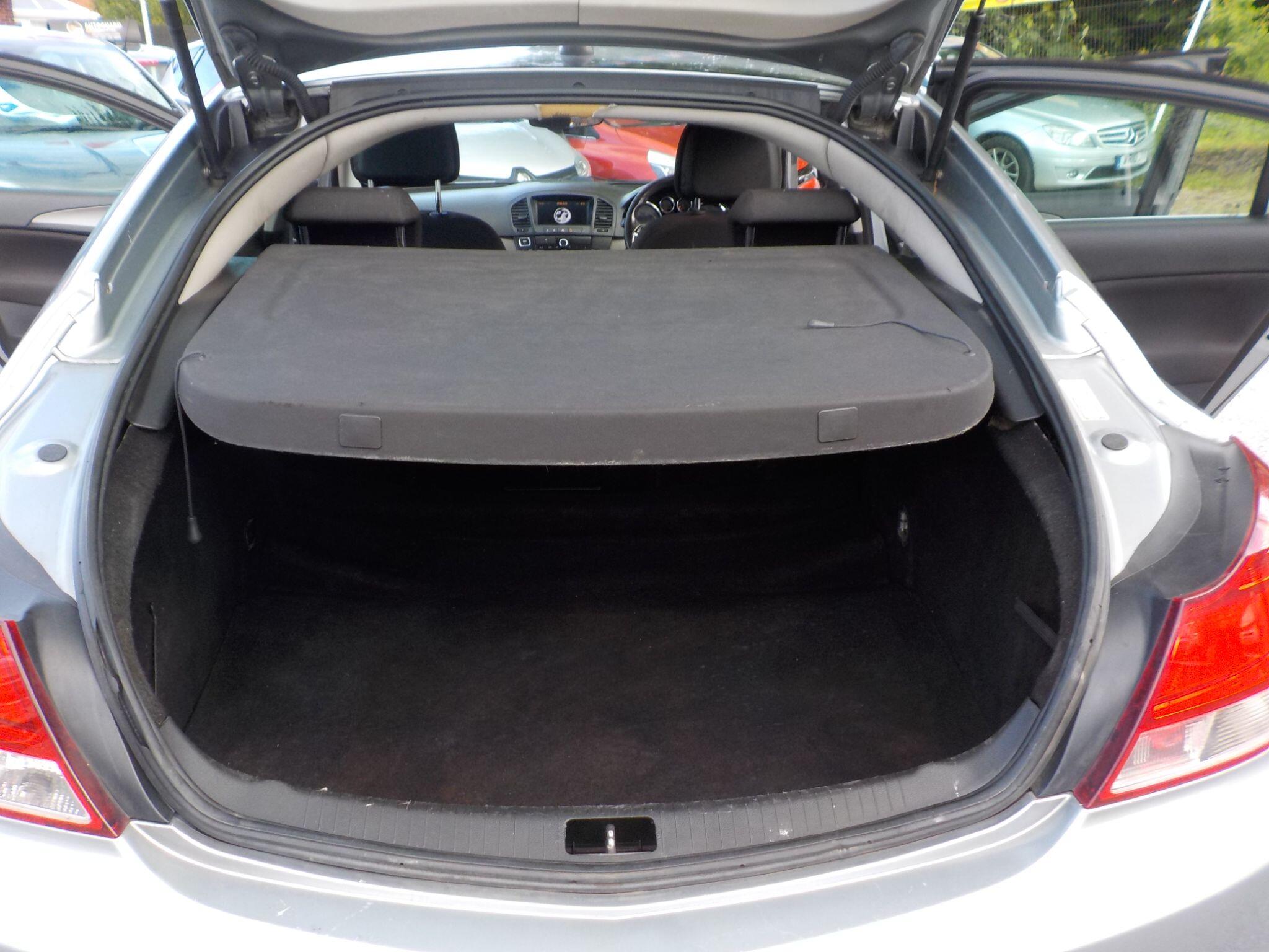 Vauxhall Insignia 2.0 CDTi ecoFLEX Tech Line Euro 5 (s/s) 5dr