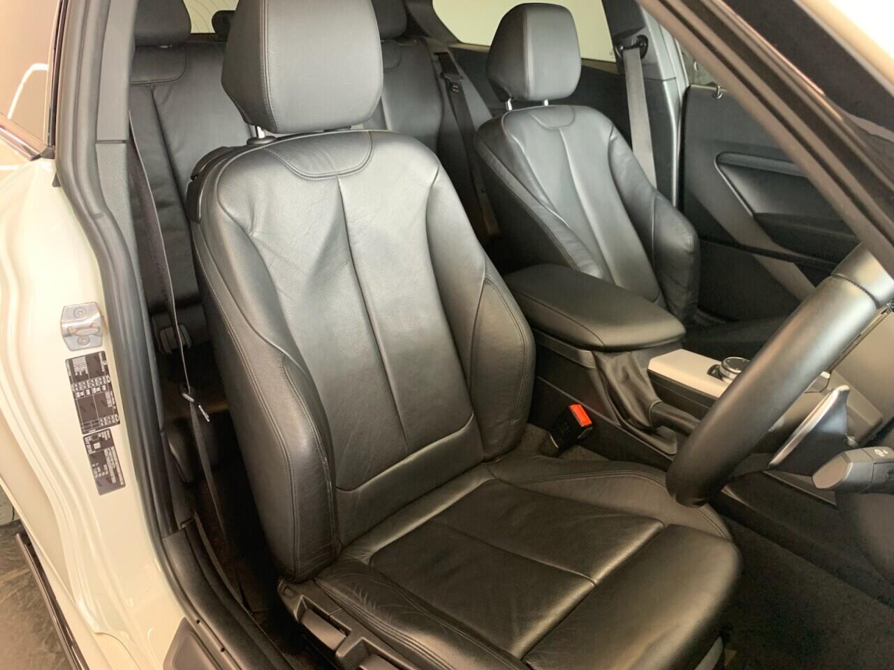 BMW 1 Series view 22