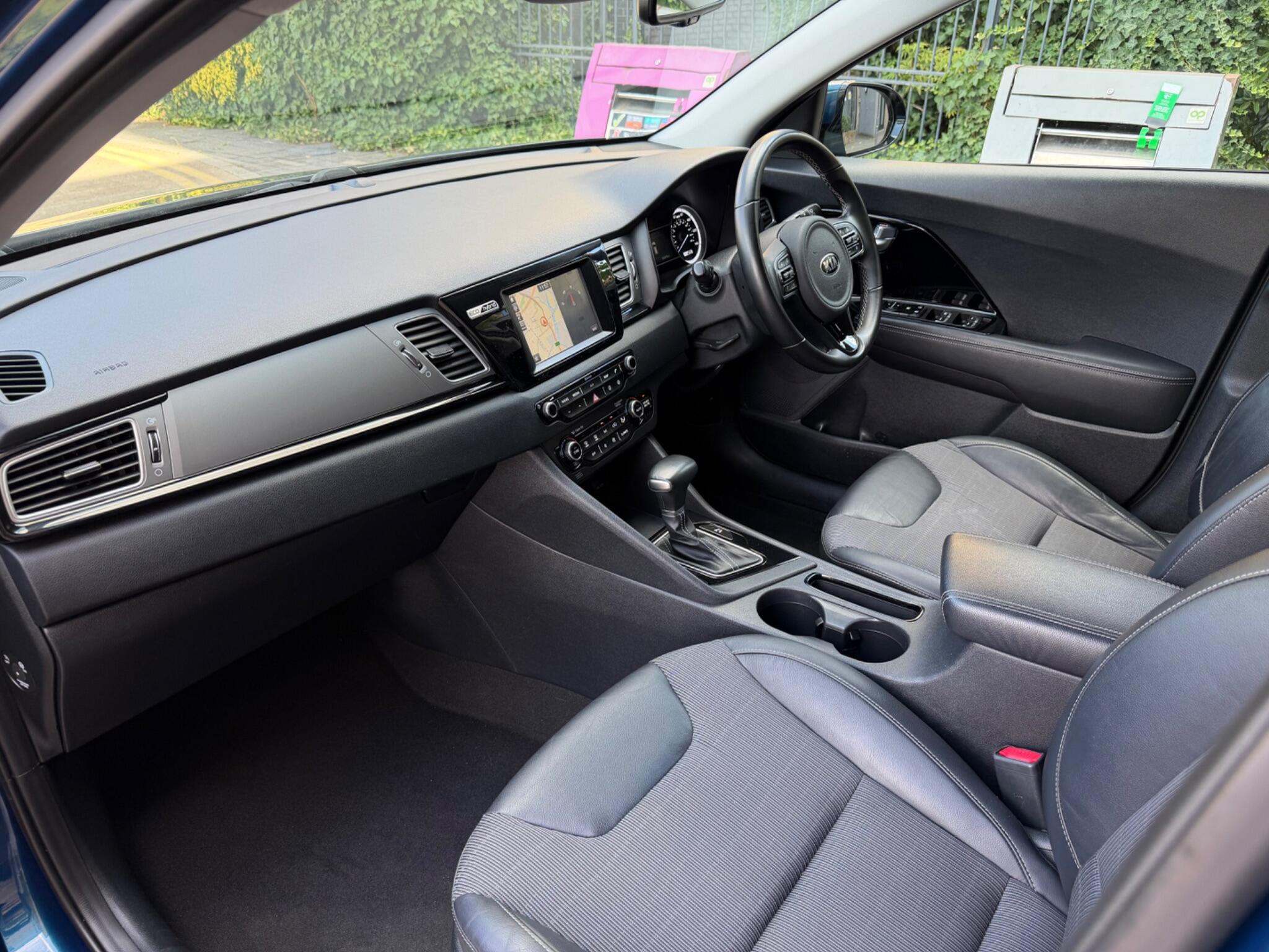 Kia Niro view 40