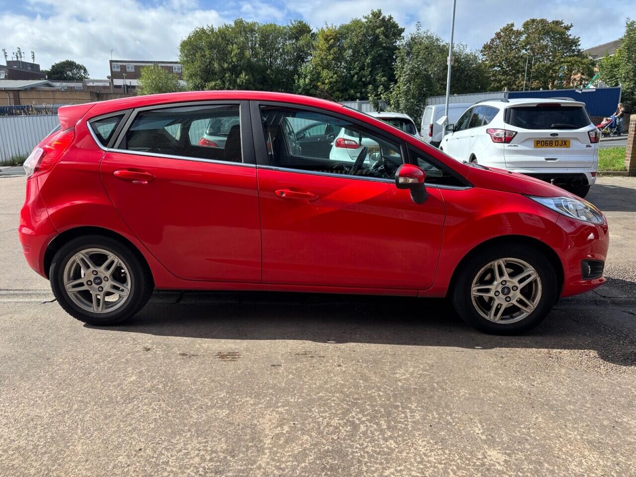 Ford Fiesta view 8