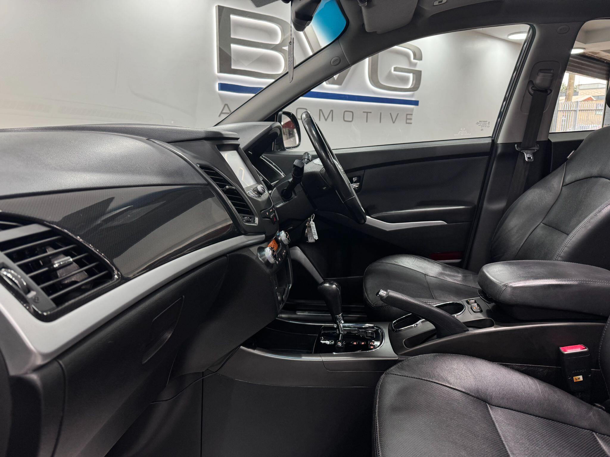 KGM Korando view 30