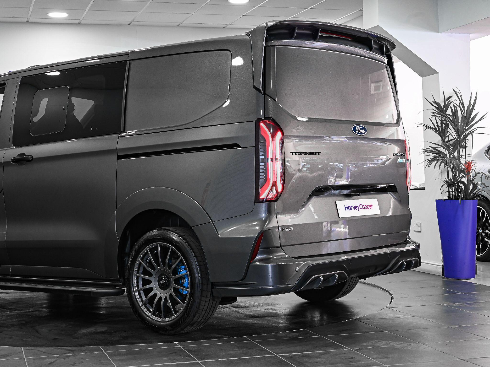 Ford Transit Custom view 34
