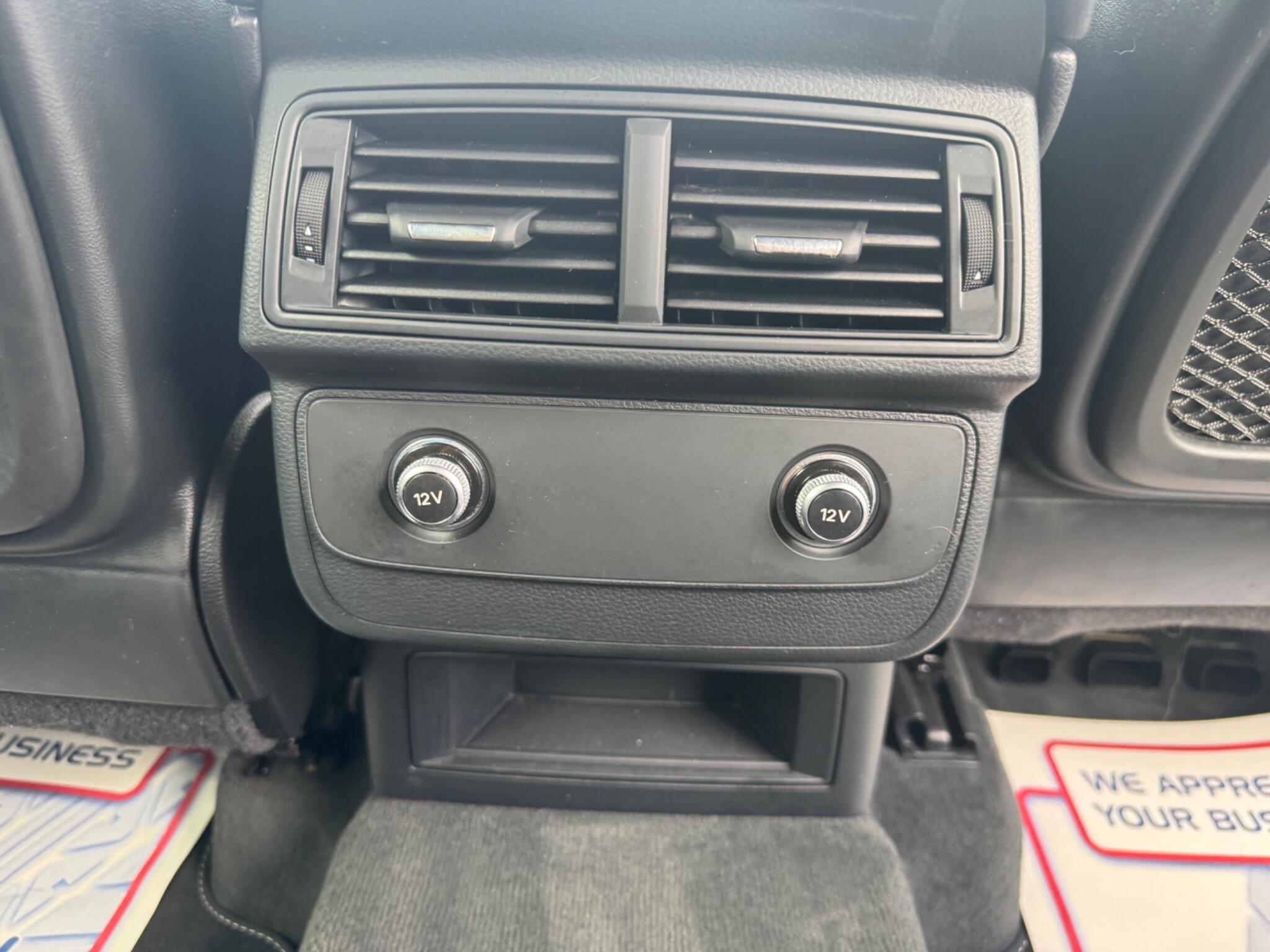 Audi Q7 view 66