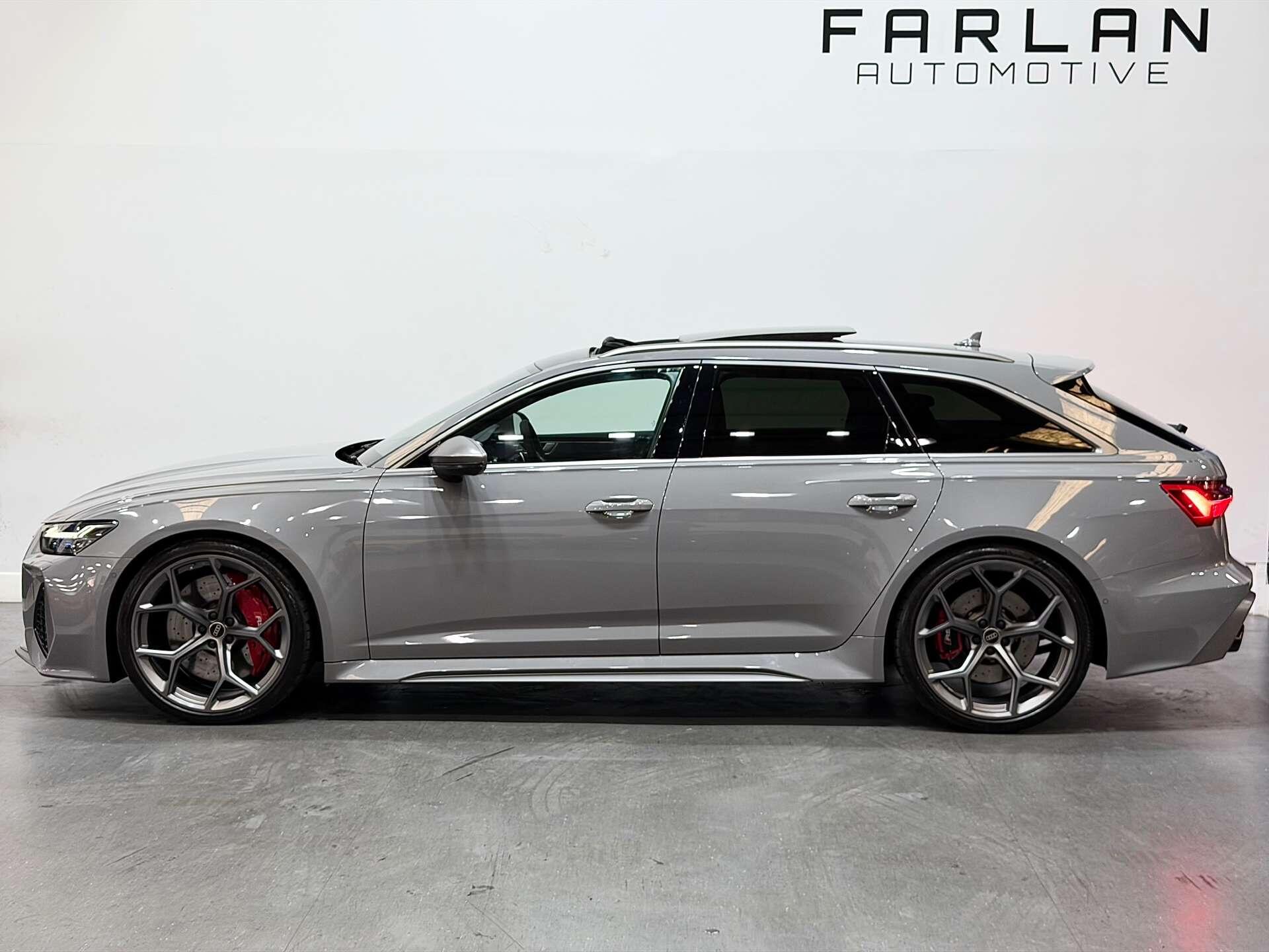 Audi RS6 view 16