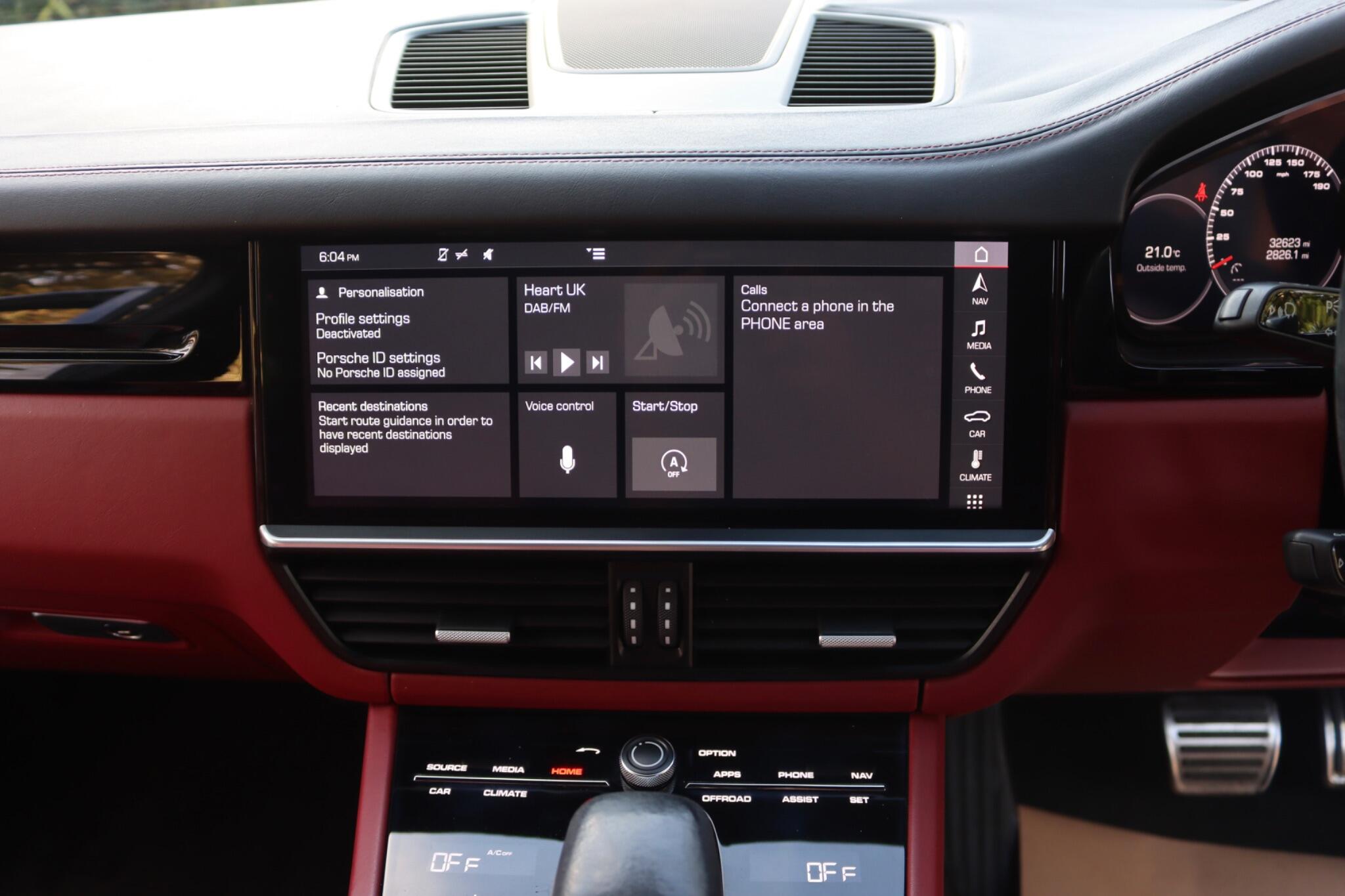 Porsche Cayenne view 54