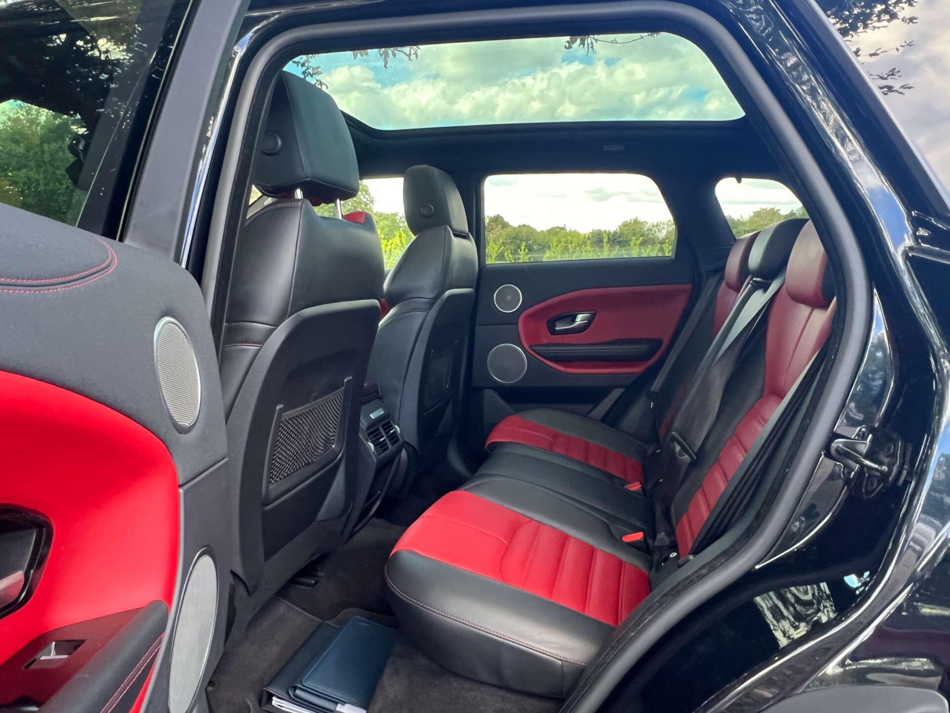 Land Rover Range Rover Evoque view 31