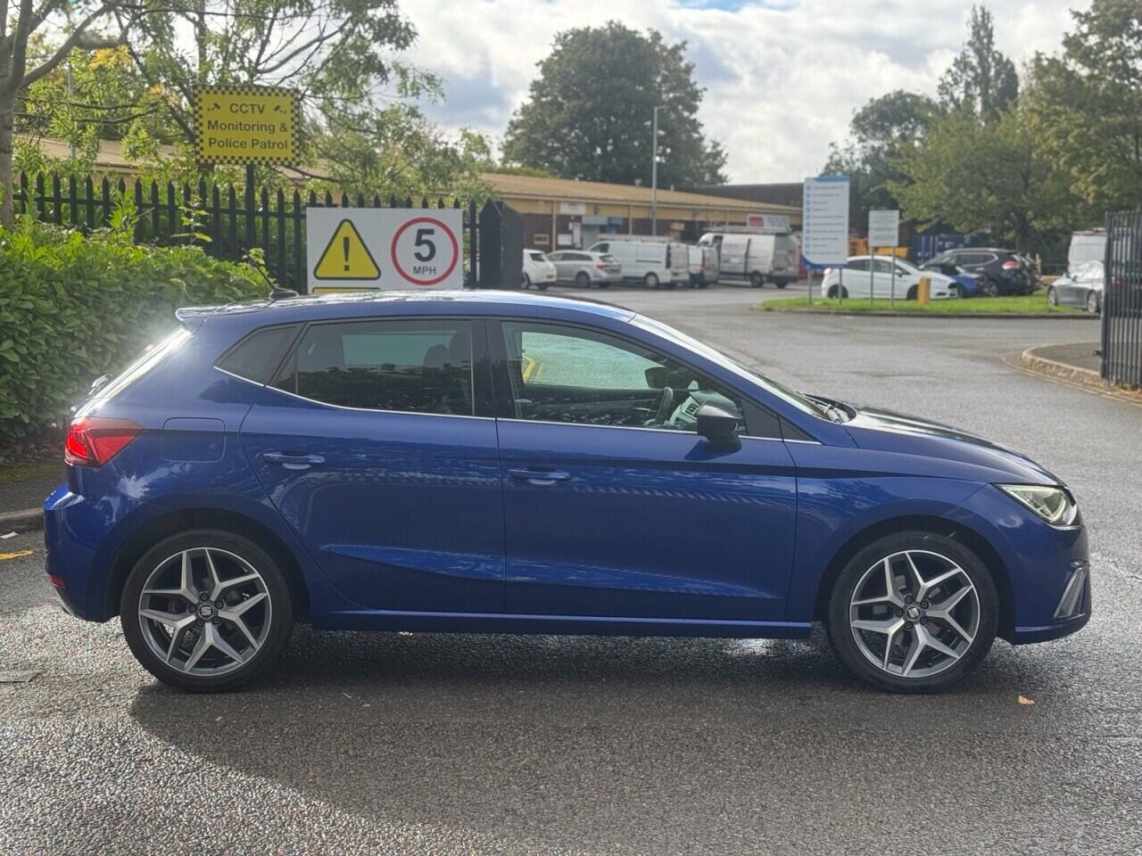 Seat Ibiza view 8