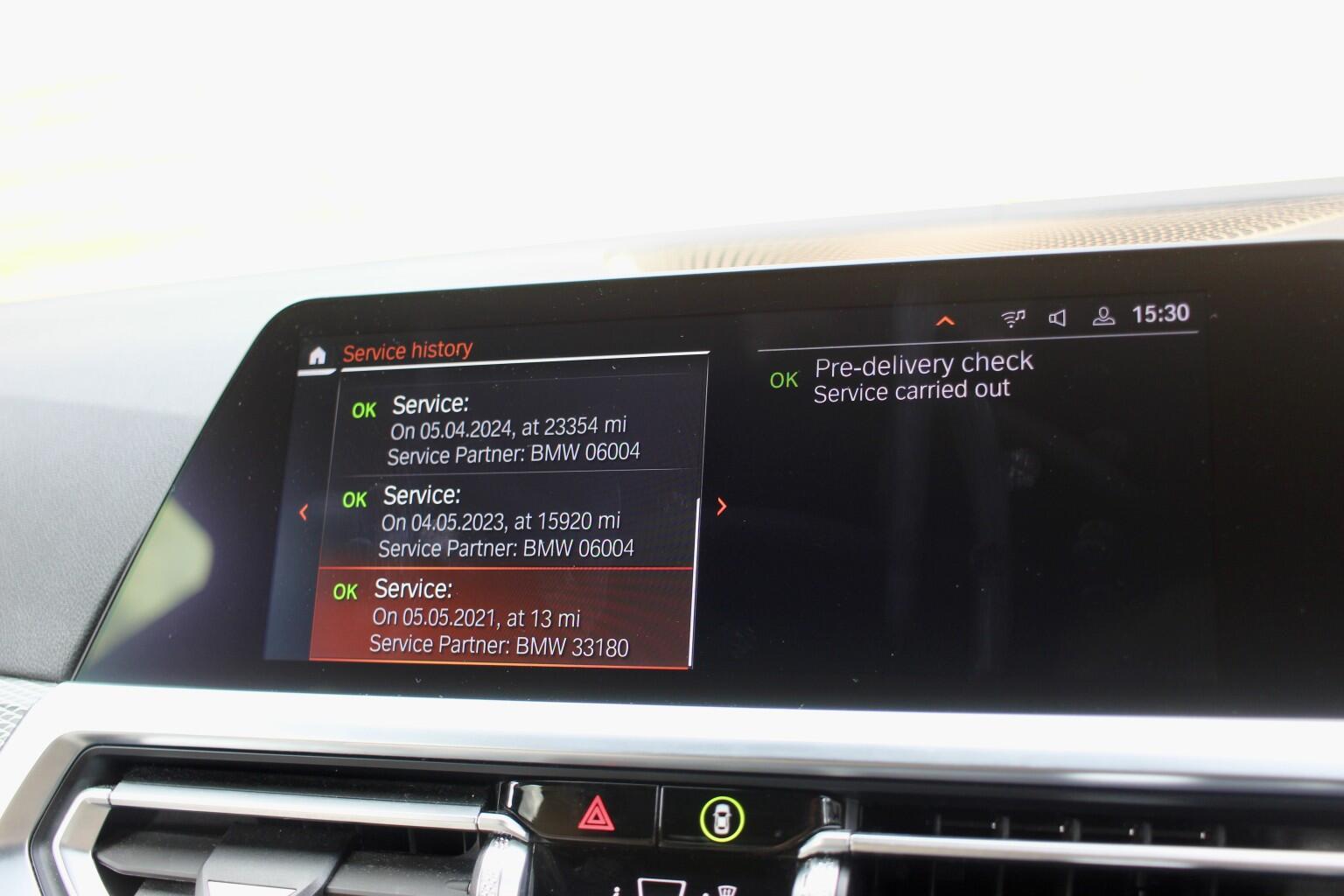 BMW 3 Series view 26