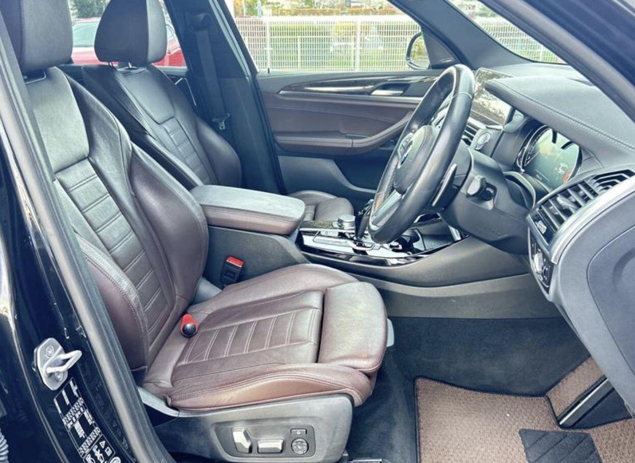 BMW X3 view 6