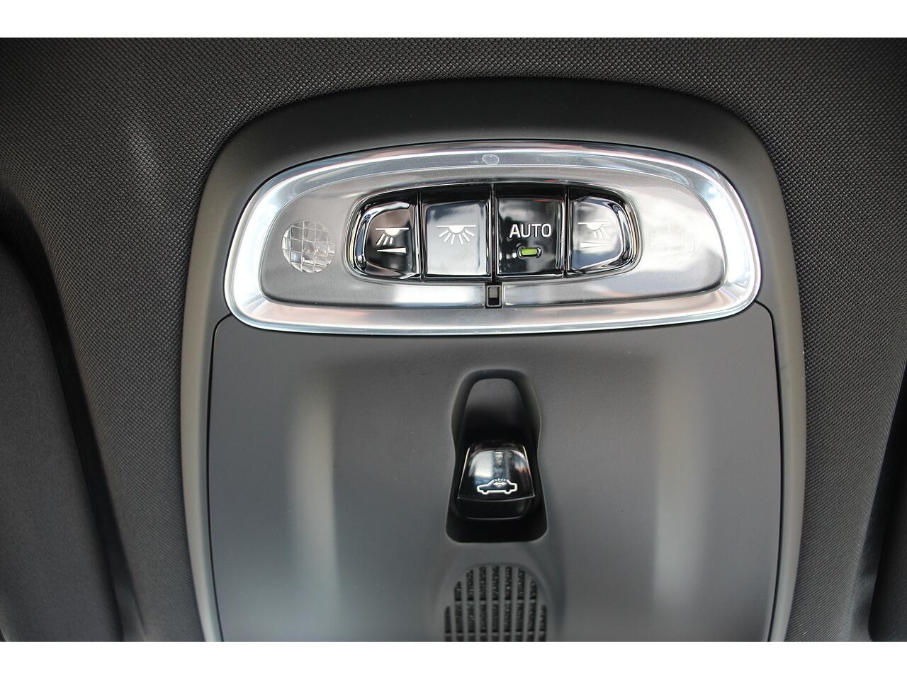 Volvo XC60 view 22