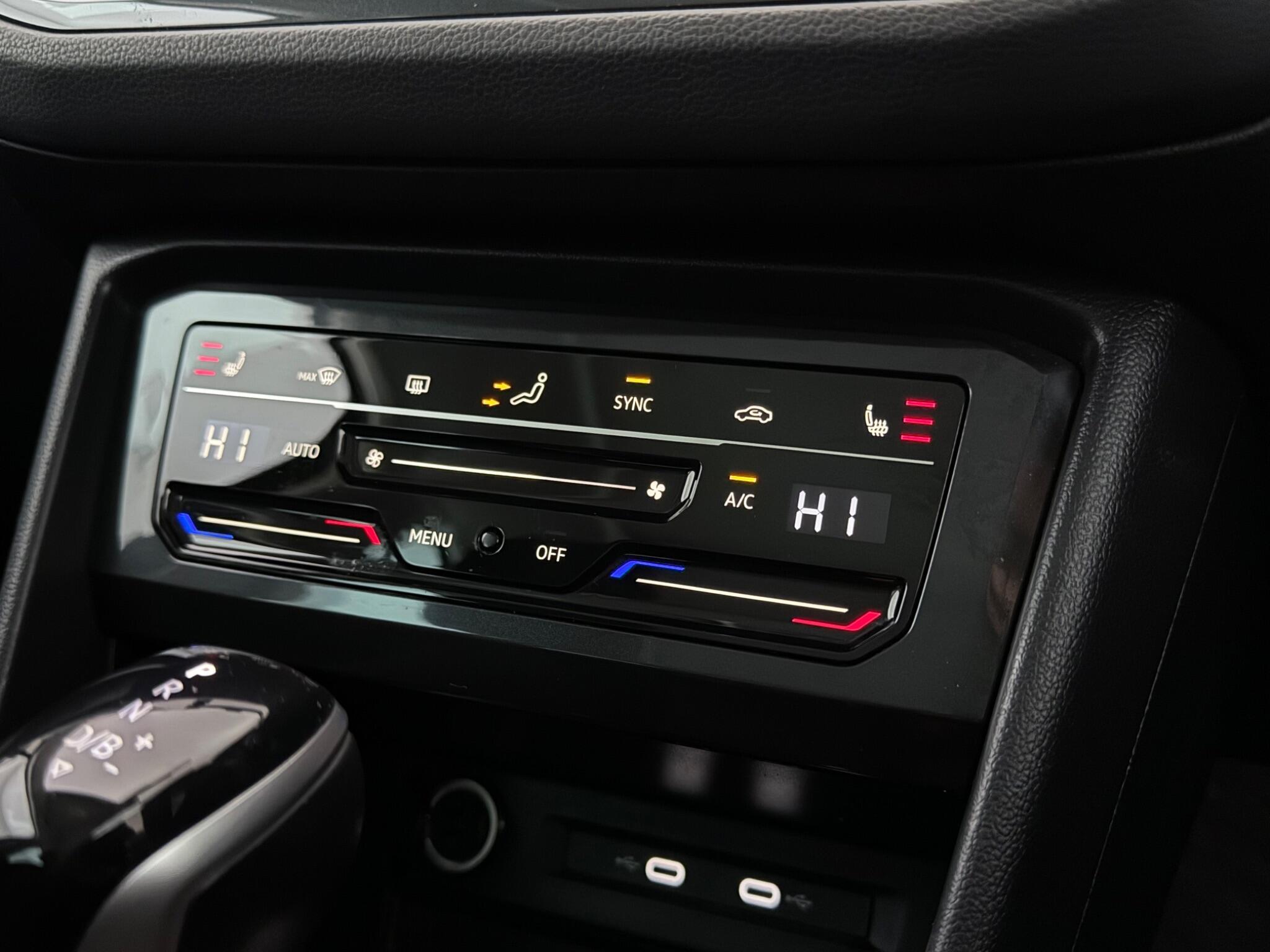 Volkswagen Tiguan view 23