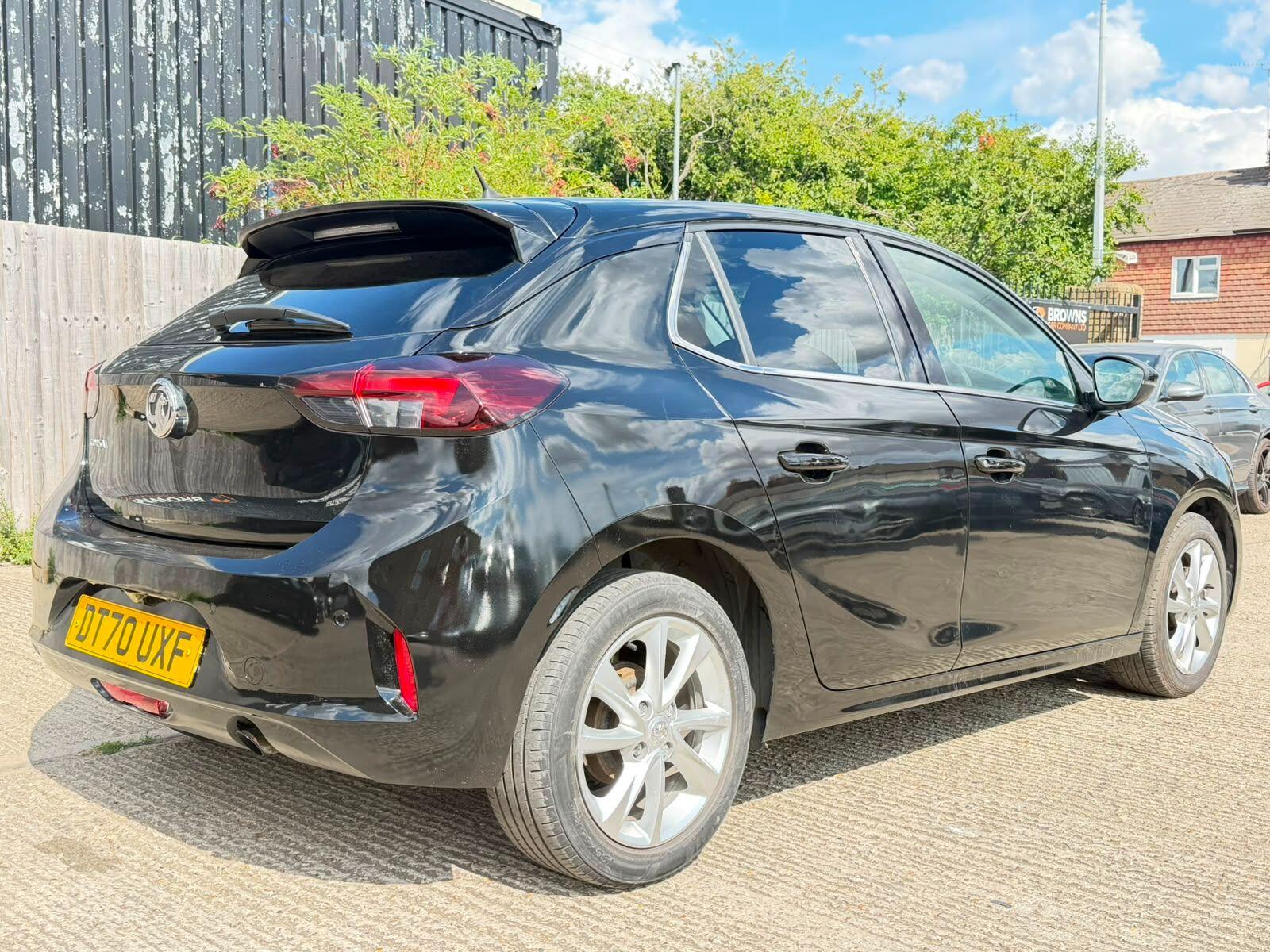 Vauxhall Corsa view 3